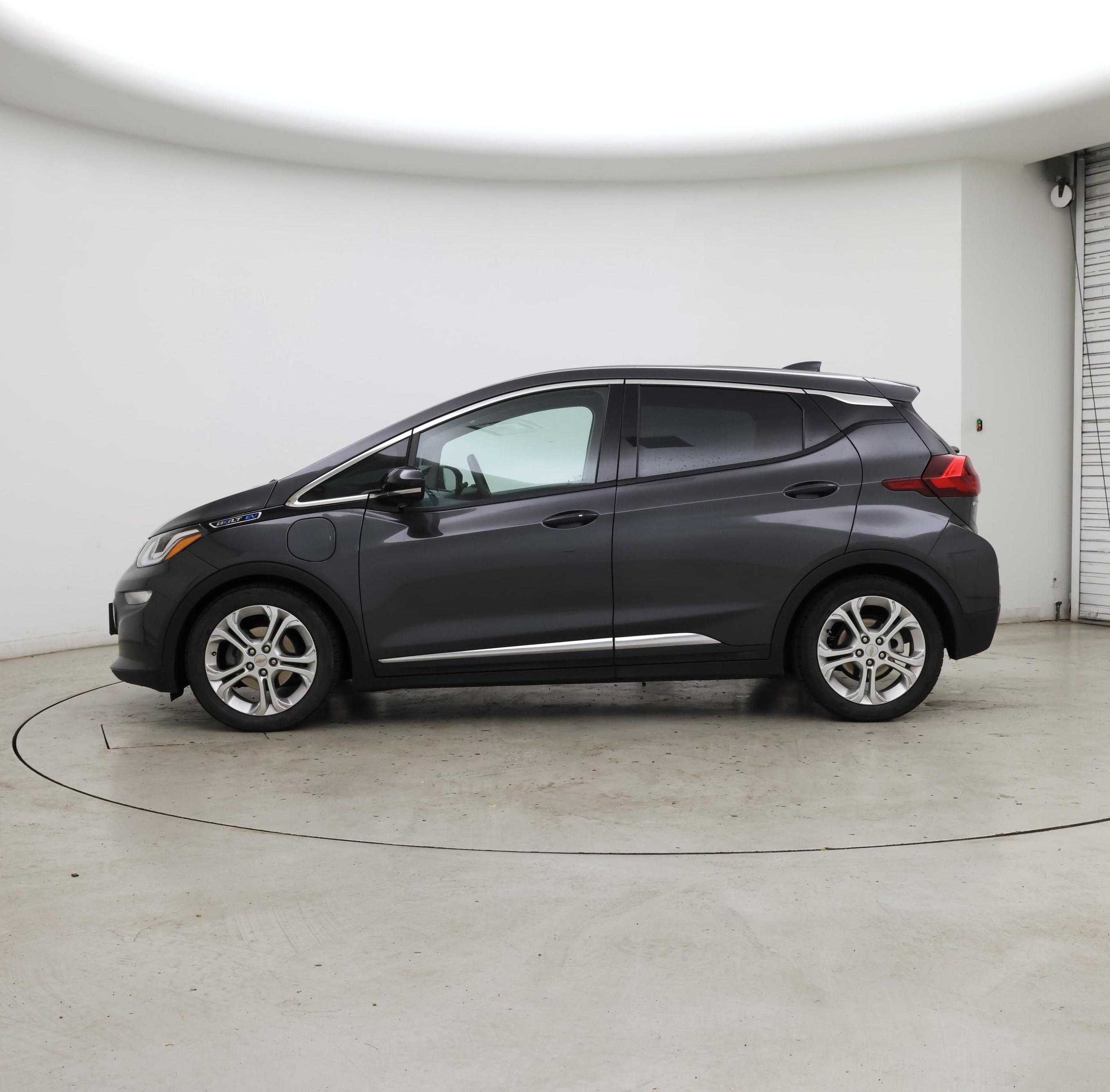 Thumbnail: 2021 Chevrolet Bolt EV - 3