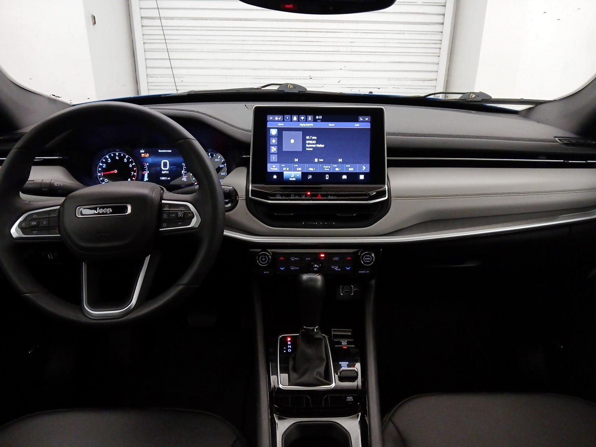 Thumbnail: 2024 Jeep Compass - 9