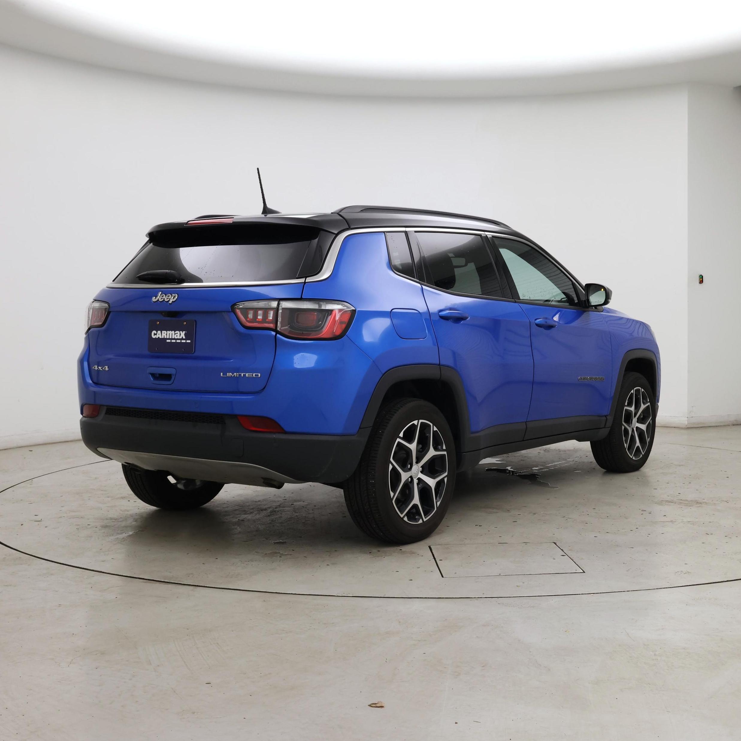 Thumbnail: 2024 Jeep Compass - 8