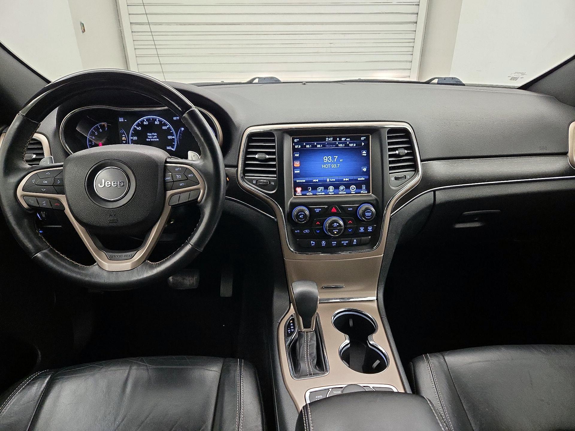 Thumbnail: 2017 Jeep Grand Cherokee - 9