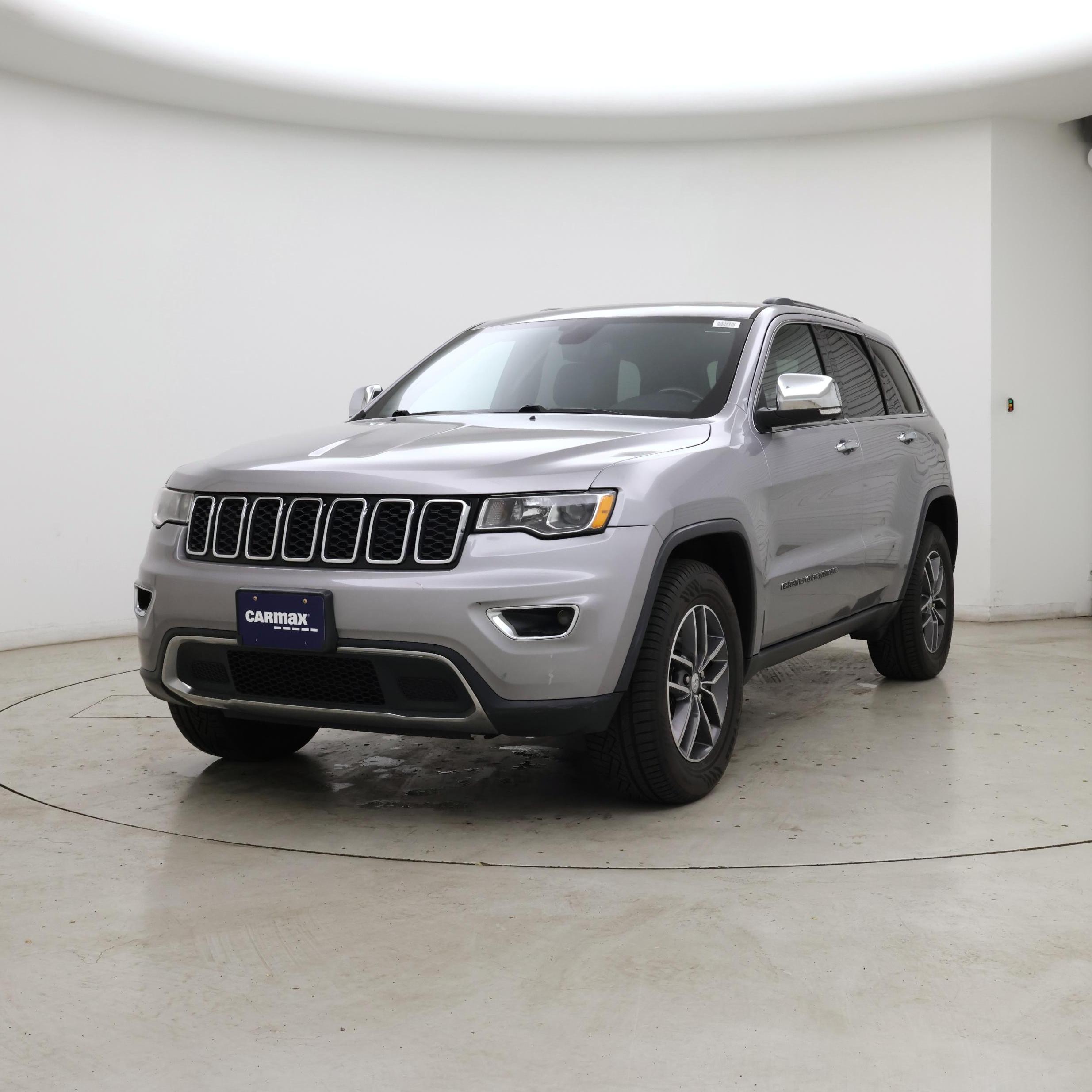 Thumbnail: 2017 Jeep Grand Cherokee - 4