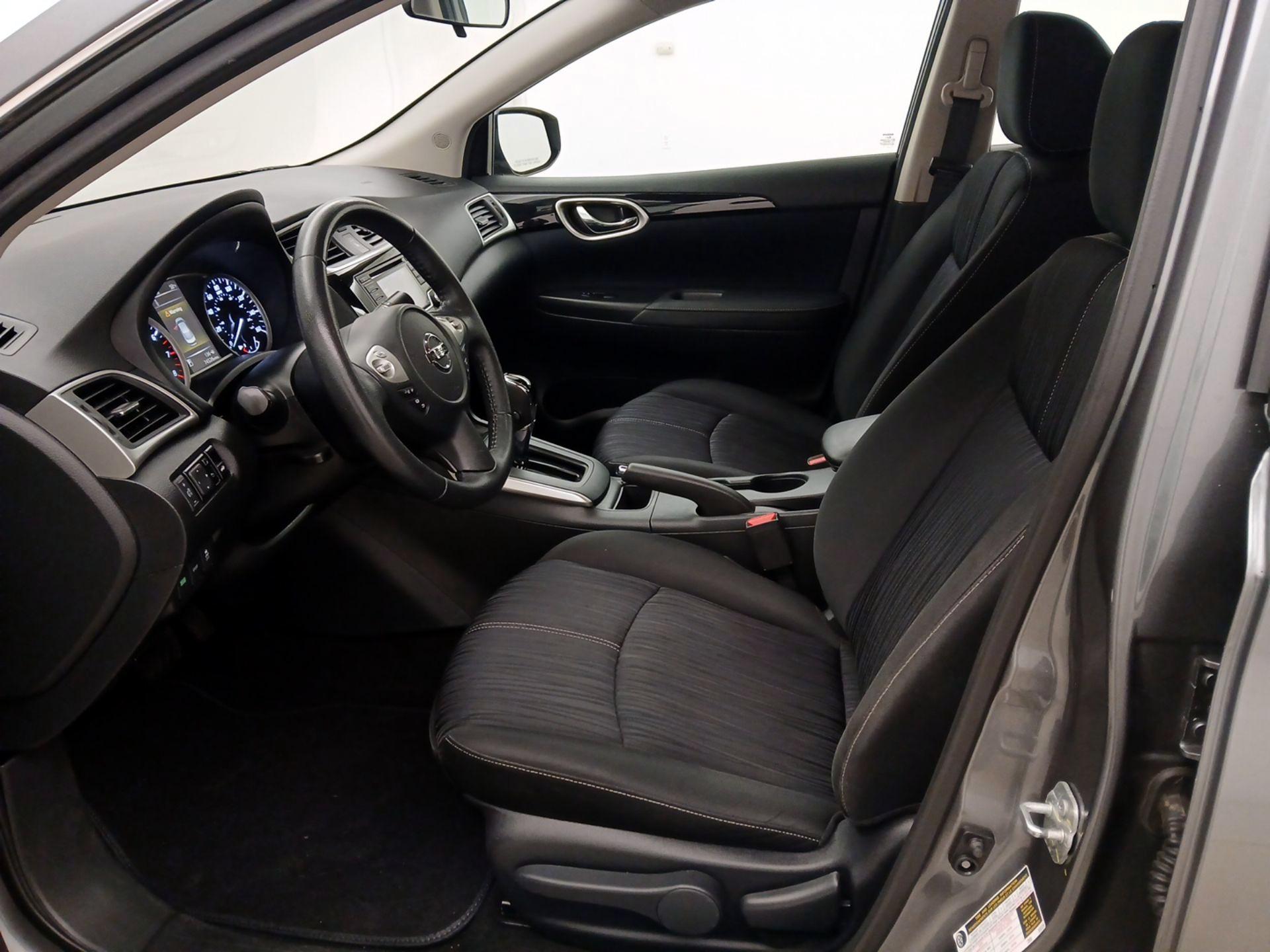 Thumbnail: 2018 Nissan Sentra - 11