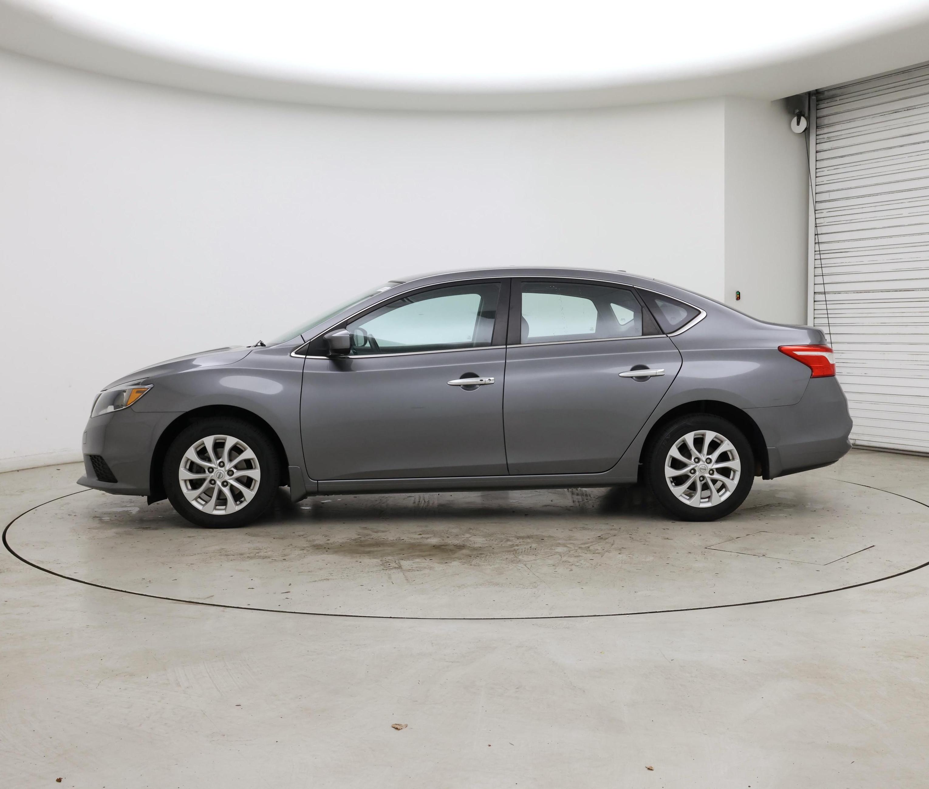 Thumbnail: 2018 Nissan Sentra - 3