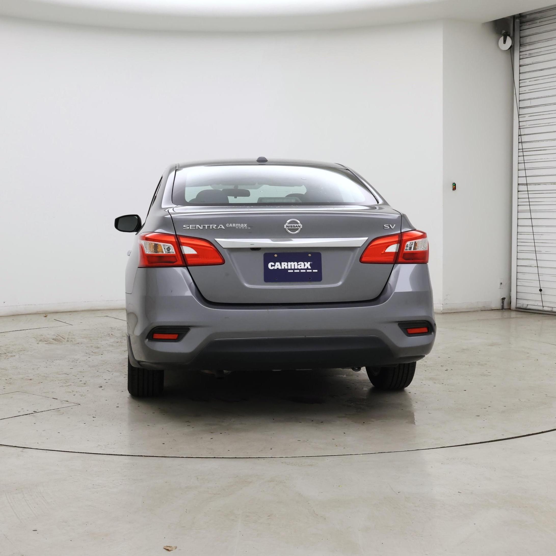 Thumbnail: 2018 Nissan Sentra - 6
