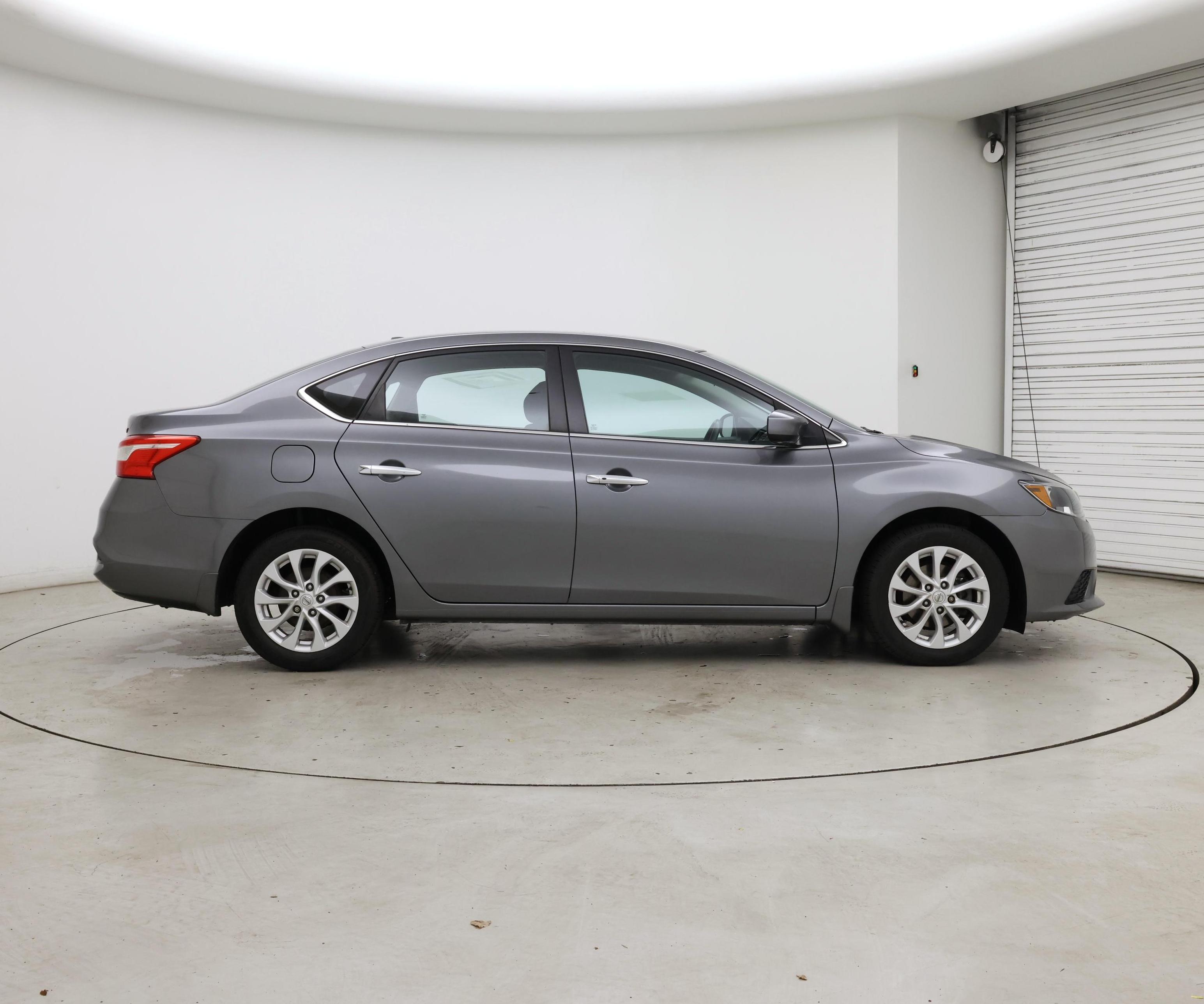 Thumbnail: 2018 Nissan Sentra - 7