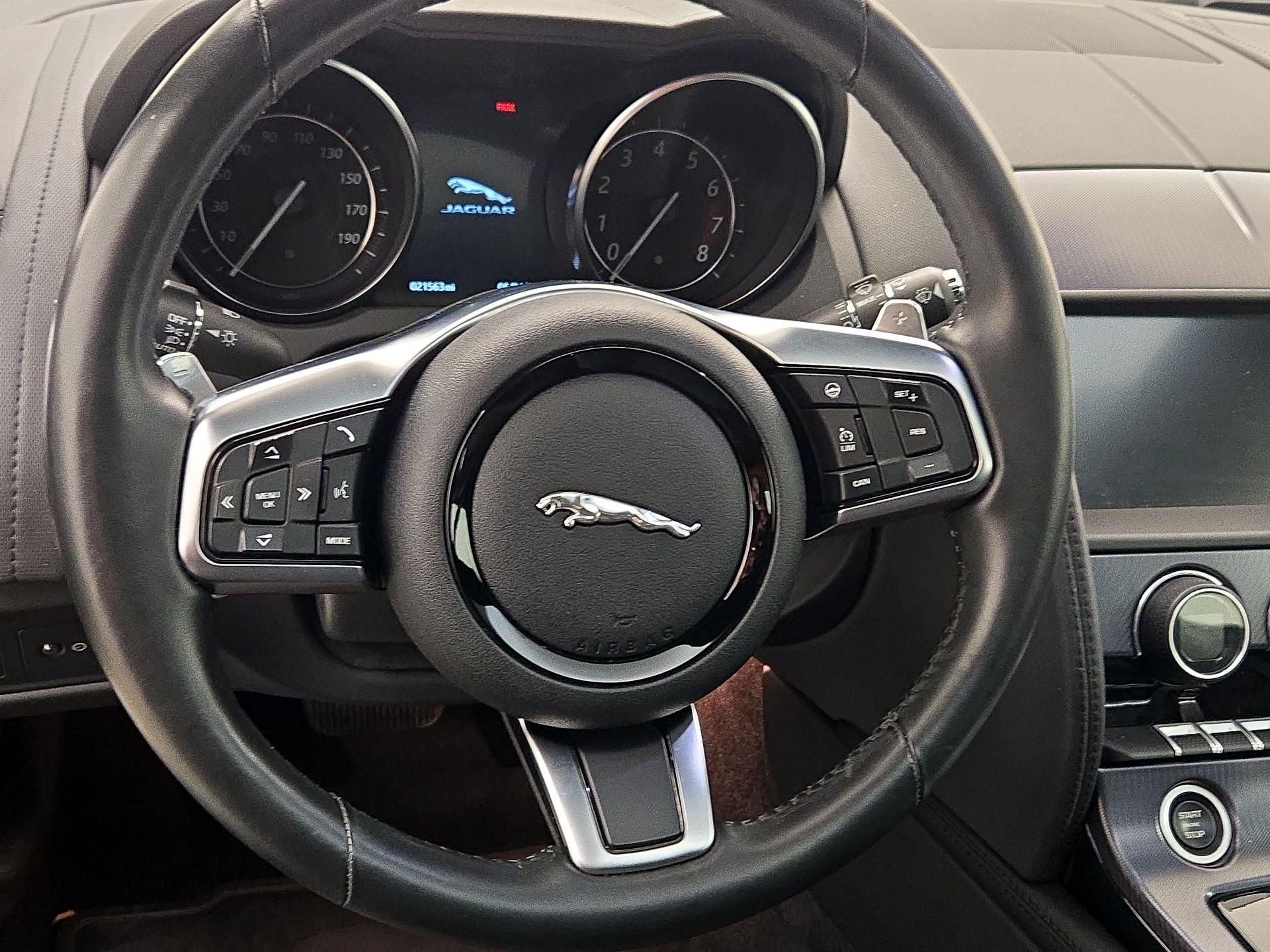 Thumbnail: 2020 Jaguar F-Type - 10