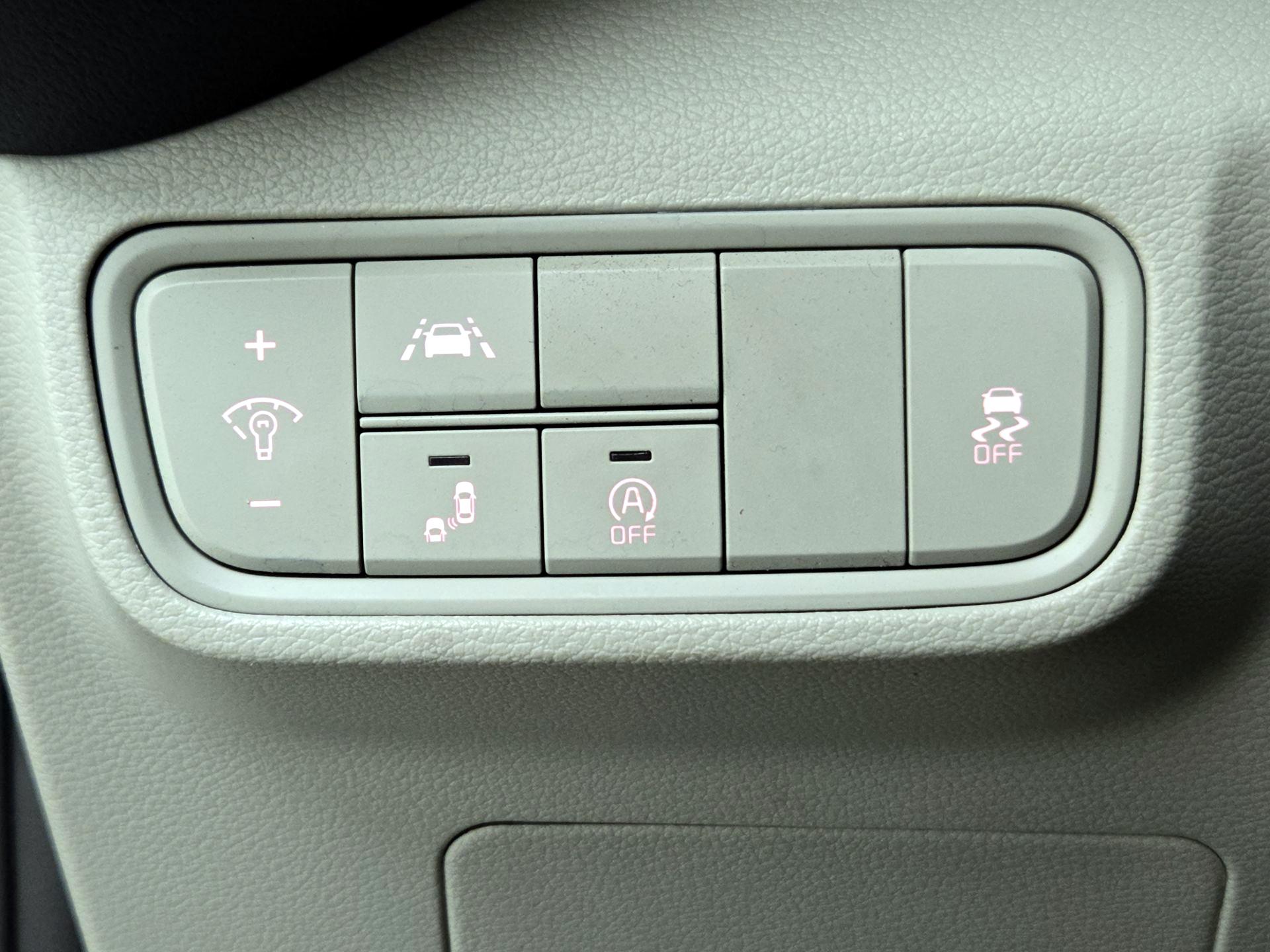 Thumbnail: 2021 Kia Soul - 13