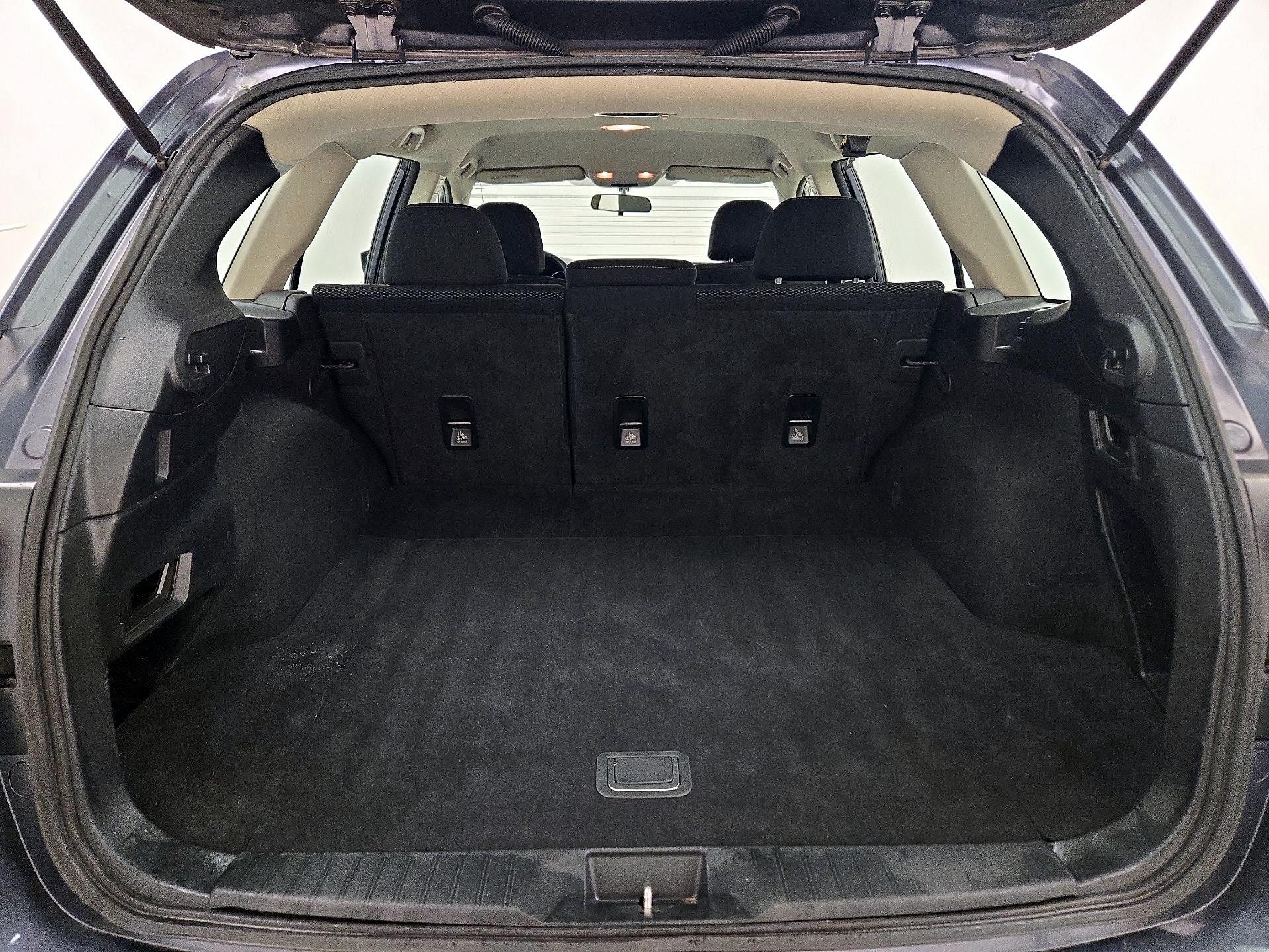Thumbnail: 2017 Subaru Outback - 18