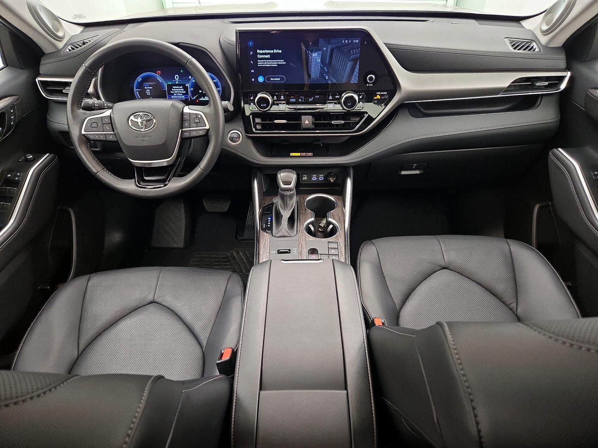 Thumbnail: 2025 Toyota Highlander - 9