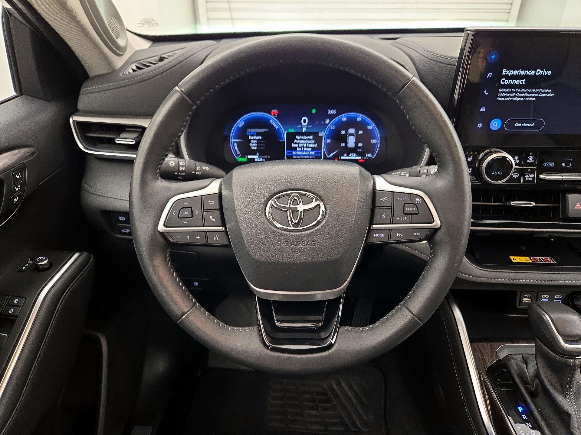 Thumbnail: 2025 Toyota Highlander - 10