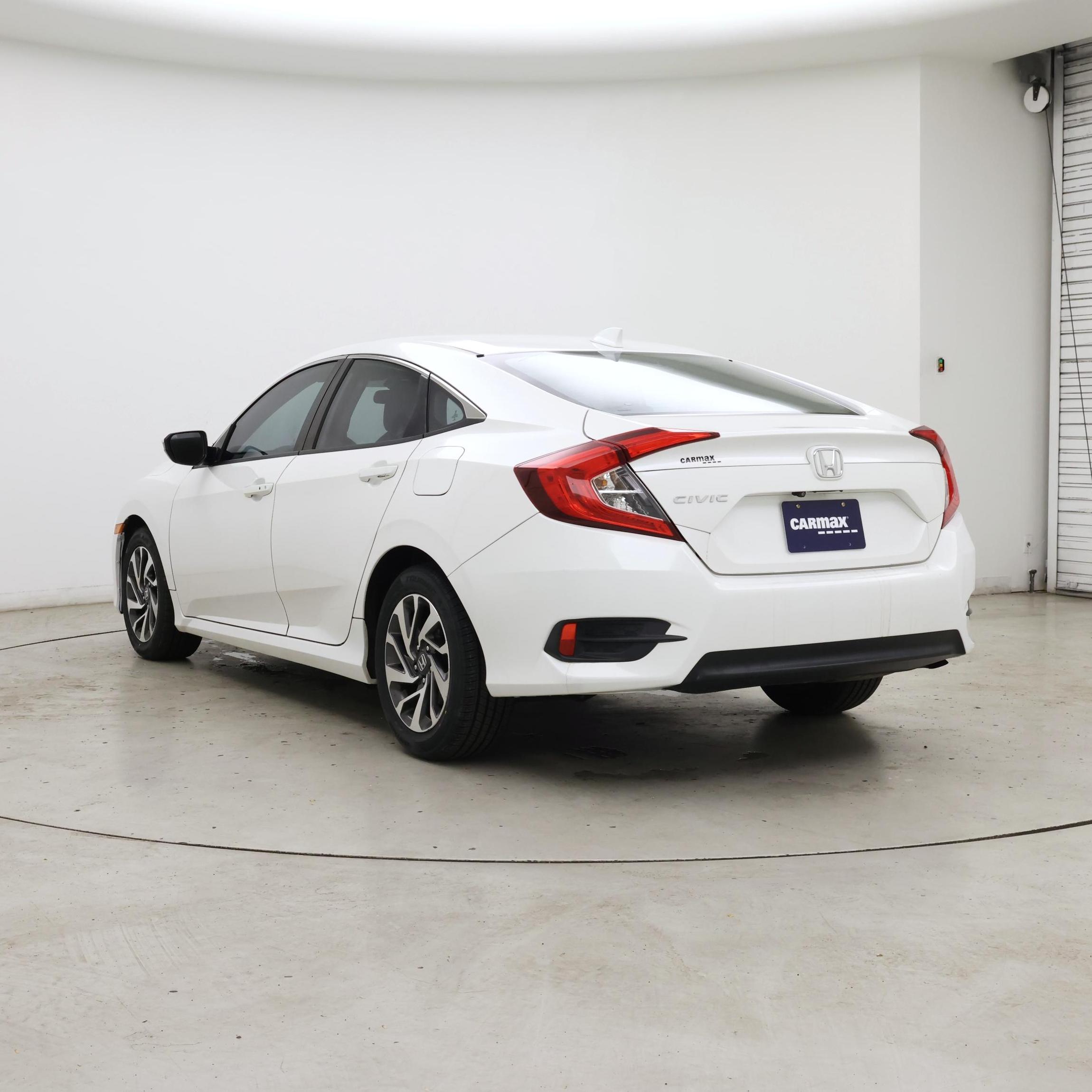 Thumbnail: 2017 Honda Civic - 2