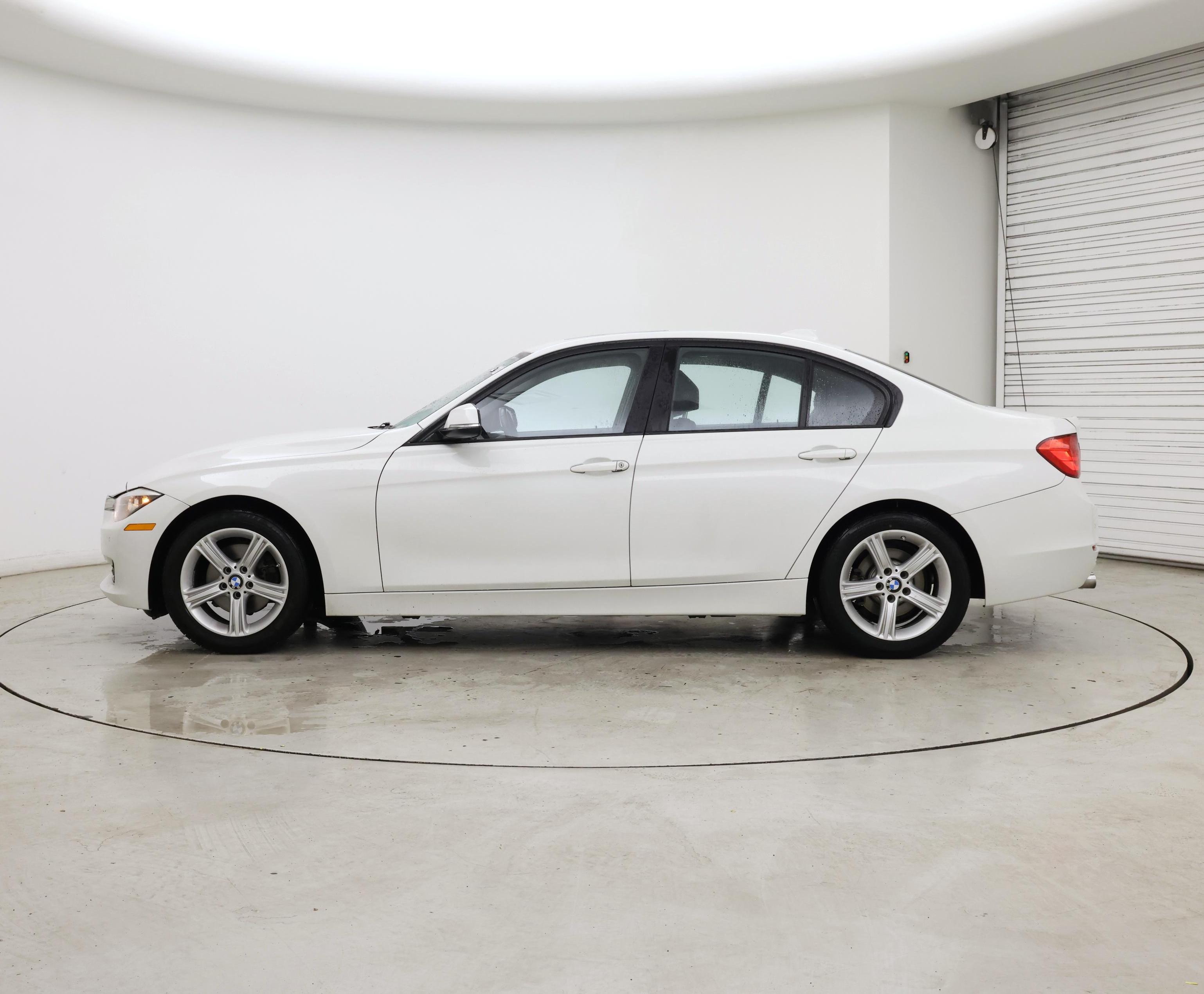 Thumbnail: 2015 BMW 3 Series - 3