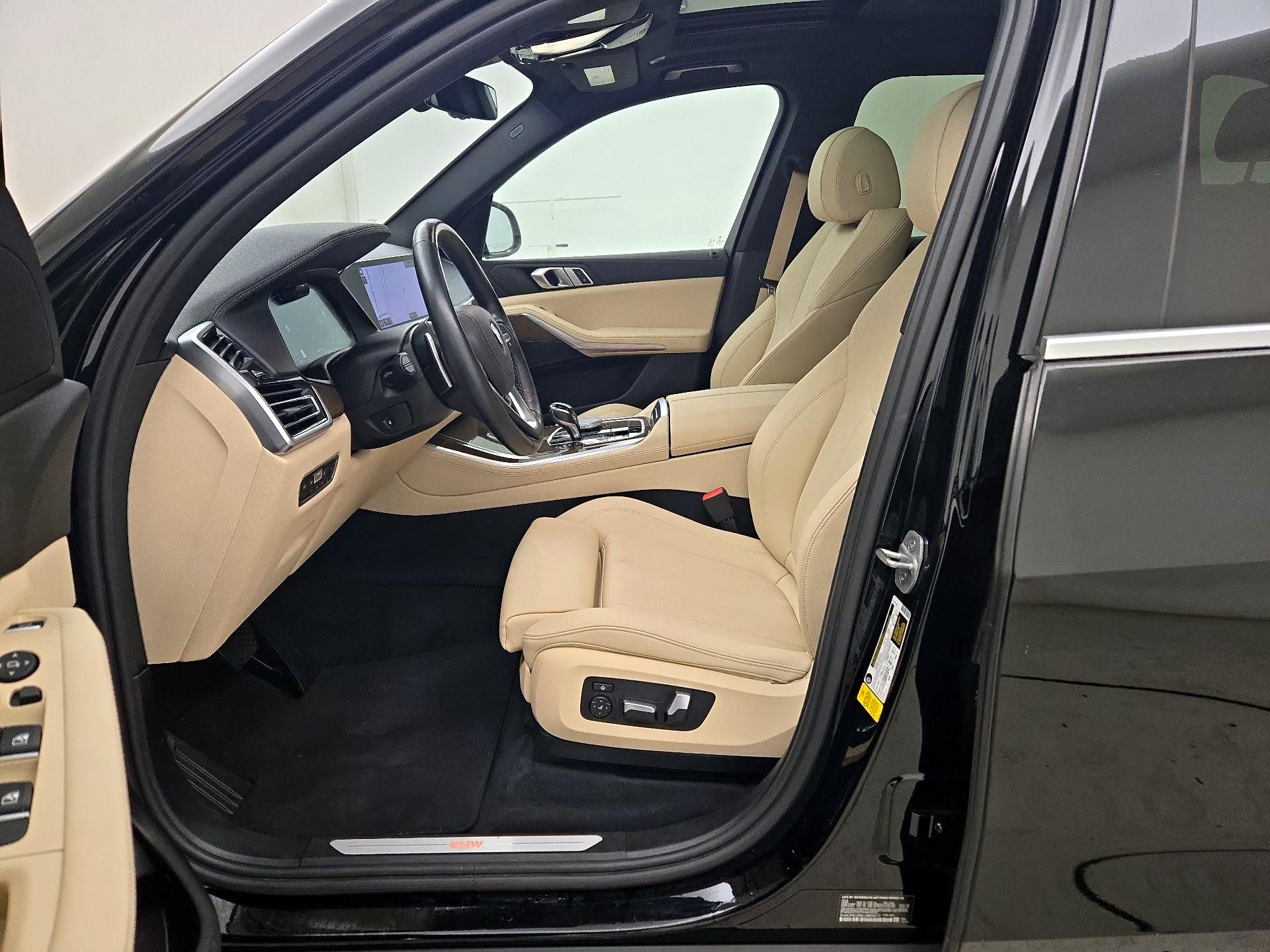 Thumbnail: 2020 BMW X5 - 11