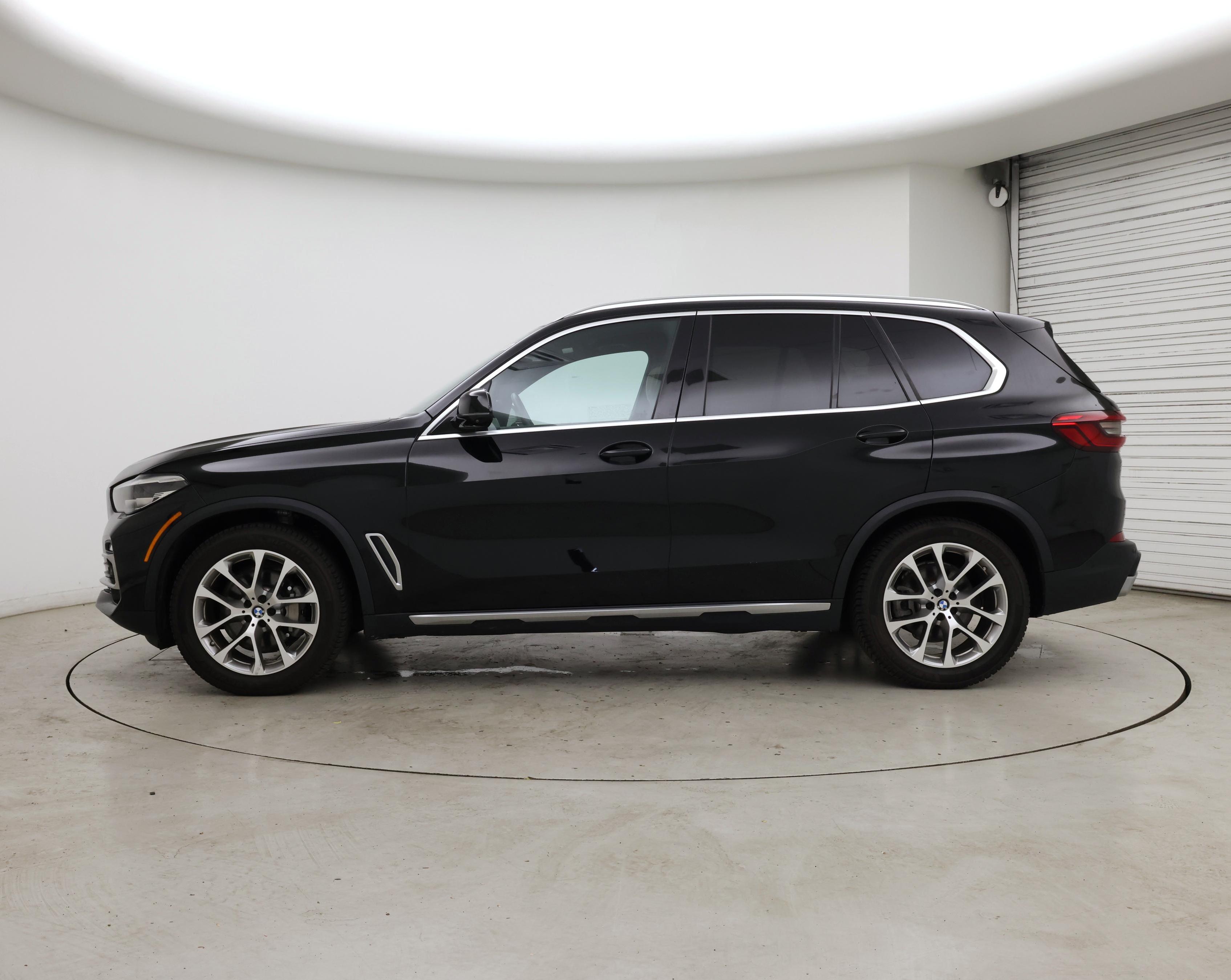 Thumbnail: 2020 BMW X5 - 3