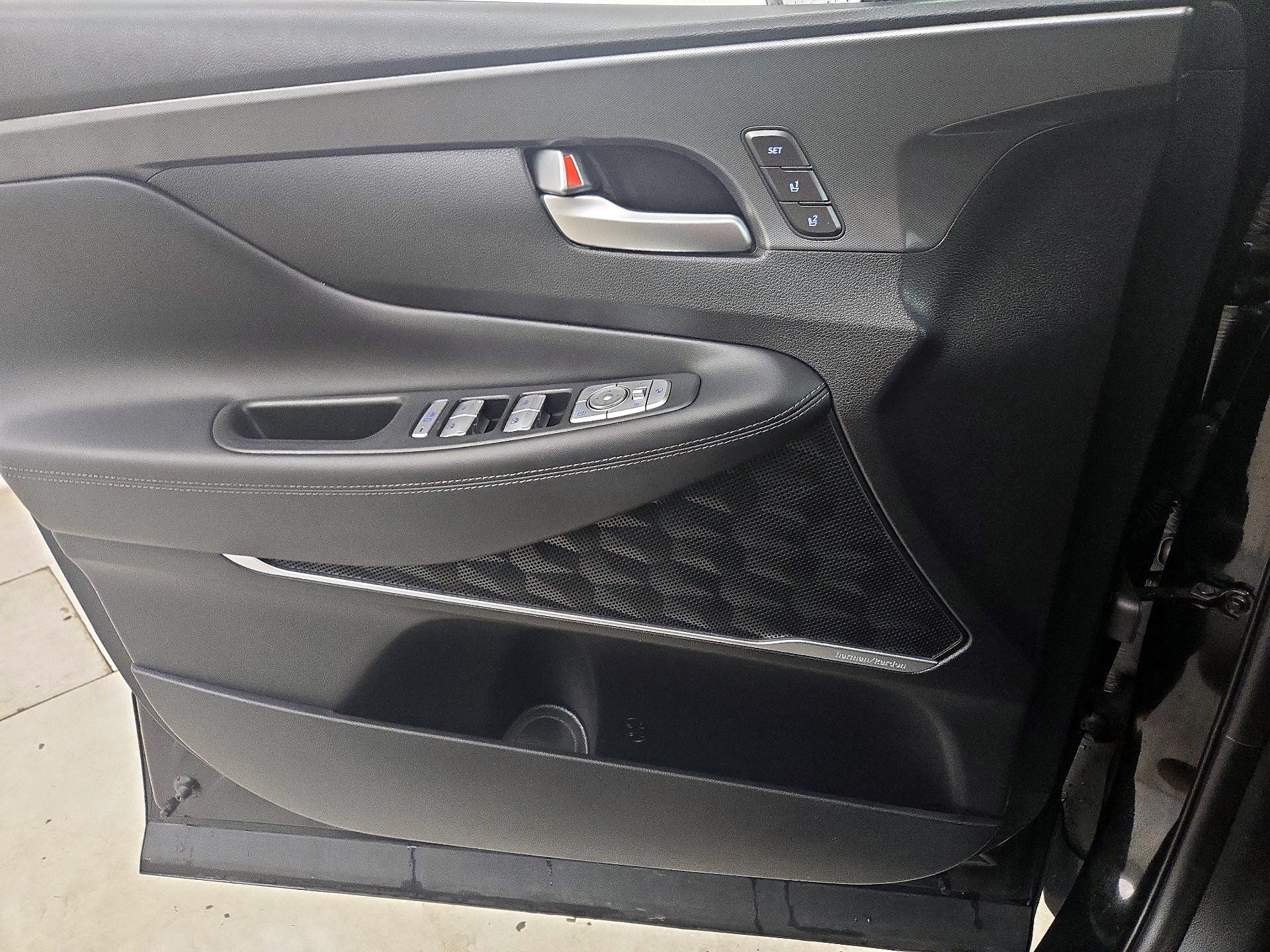 Thumbnail: 2021 Hyundai Santa Fe - 12
