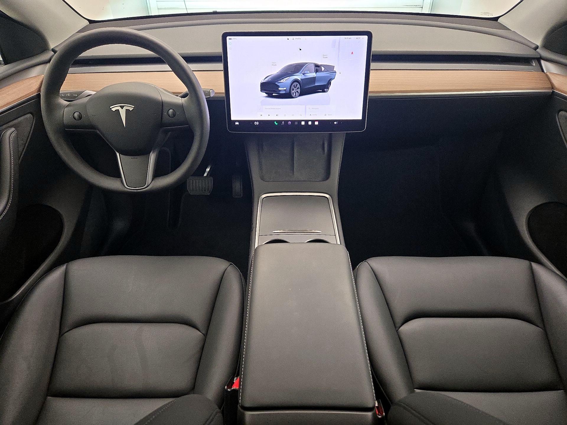 Thumbnail: 2025 Tesla Model Y - 9