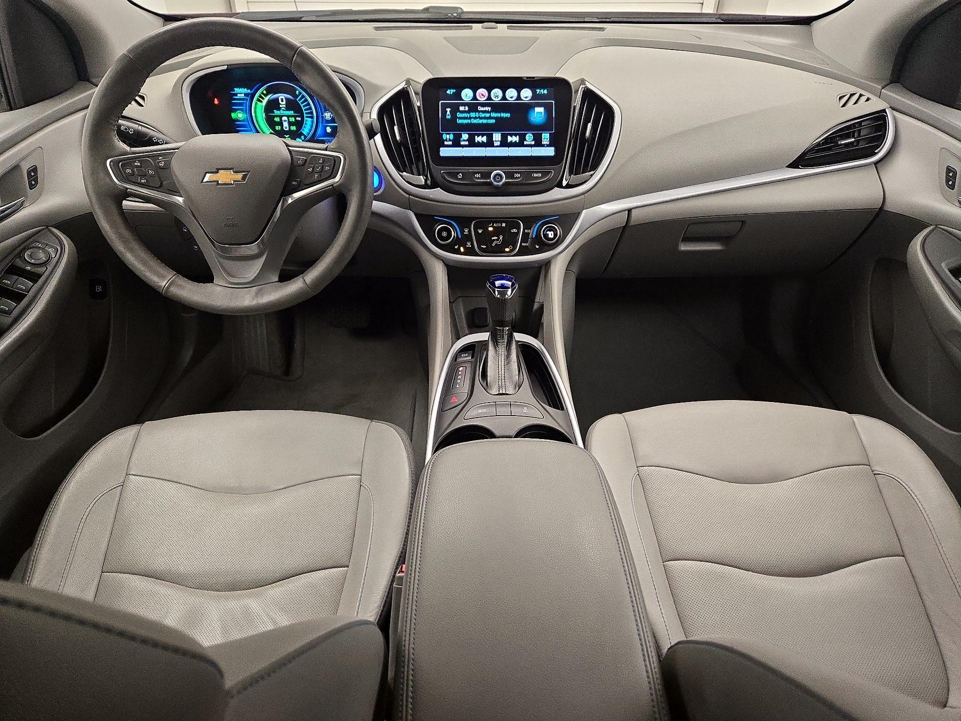 Thumbnail: 2017 Chevrolet Volt - 9