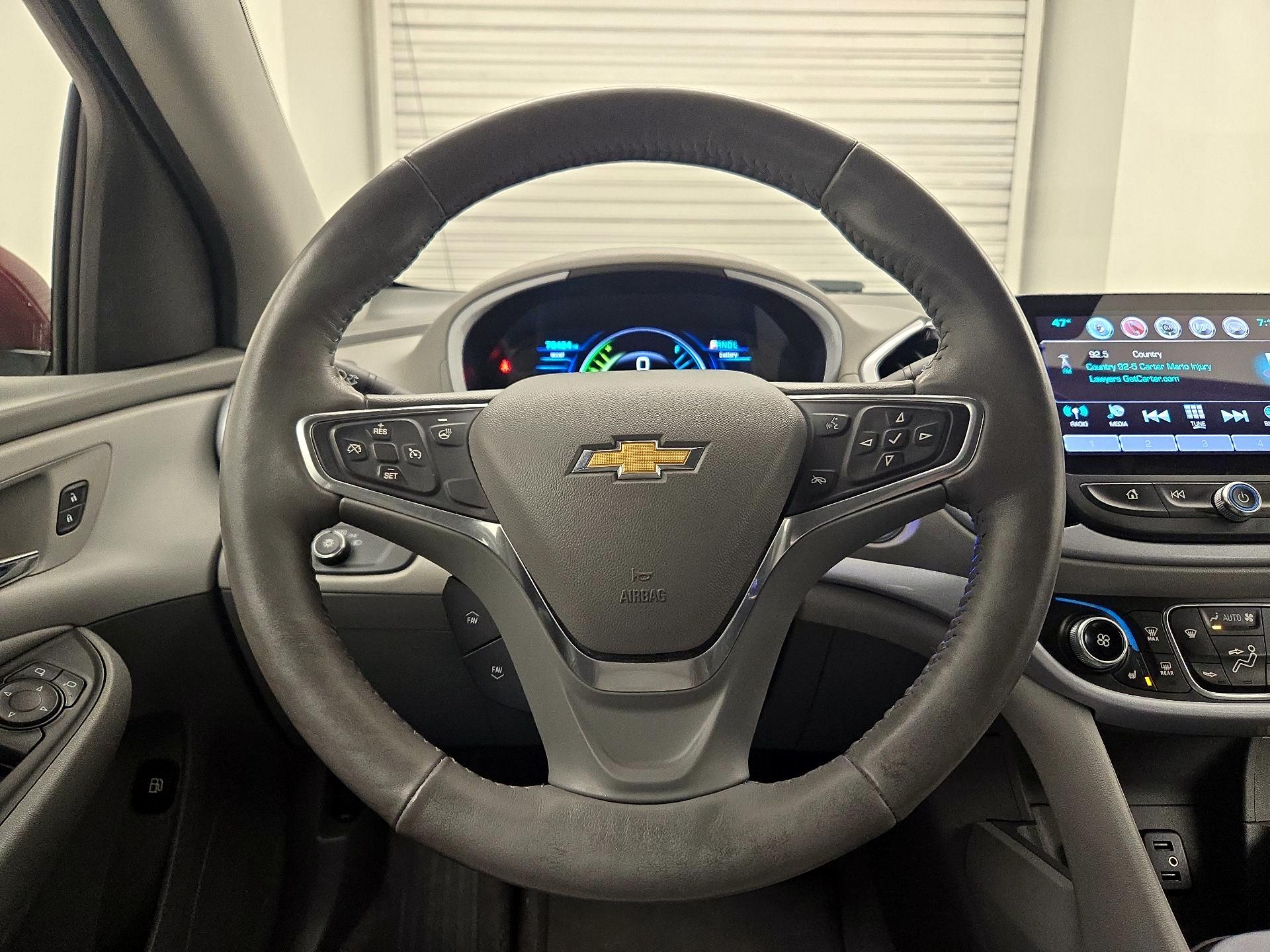 Thumbnail: 2017 Chevrolet Volt - 10