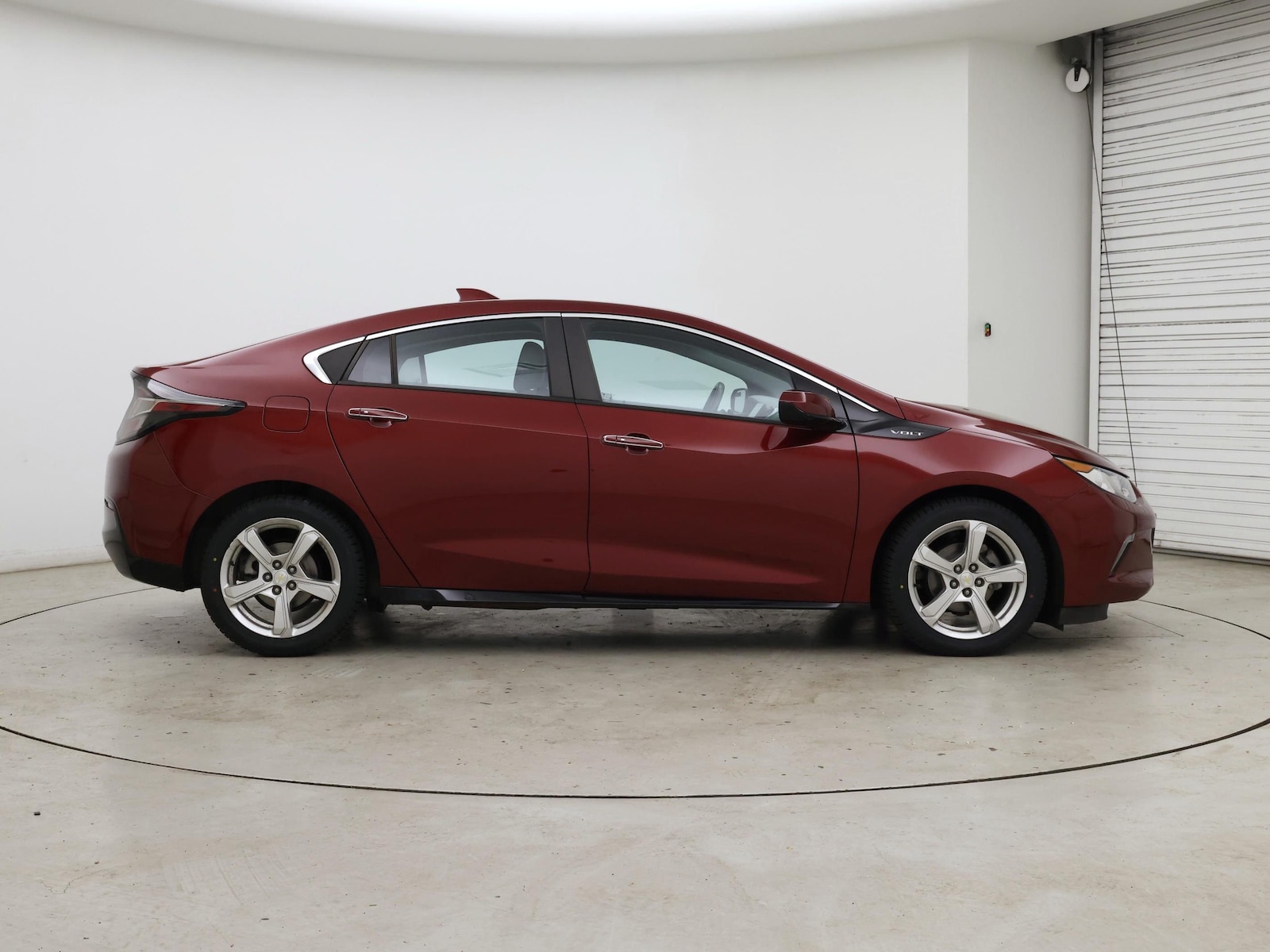 2017 Chevrolet Volt LT - Photo 8