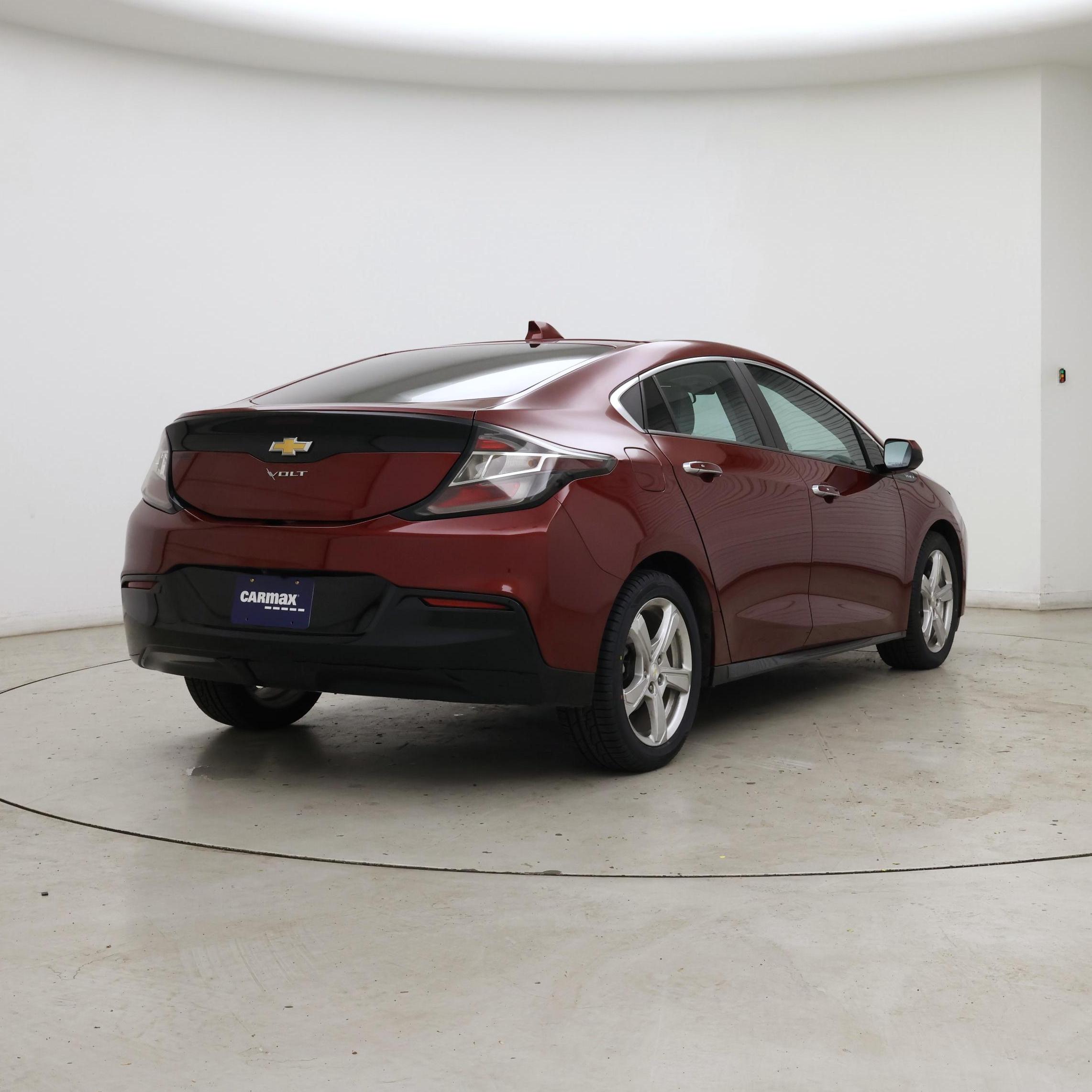 Thumbnail: 2017 Chevrolet Volt - 8