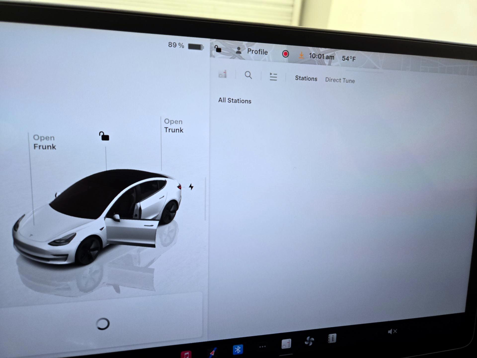 Thumbnail: 2023 Tesla Model 3 - 13