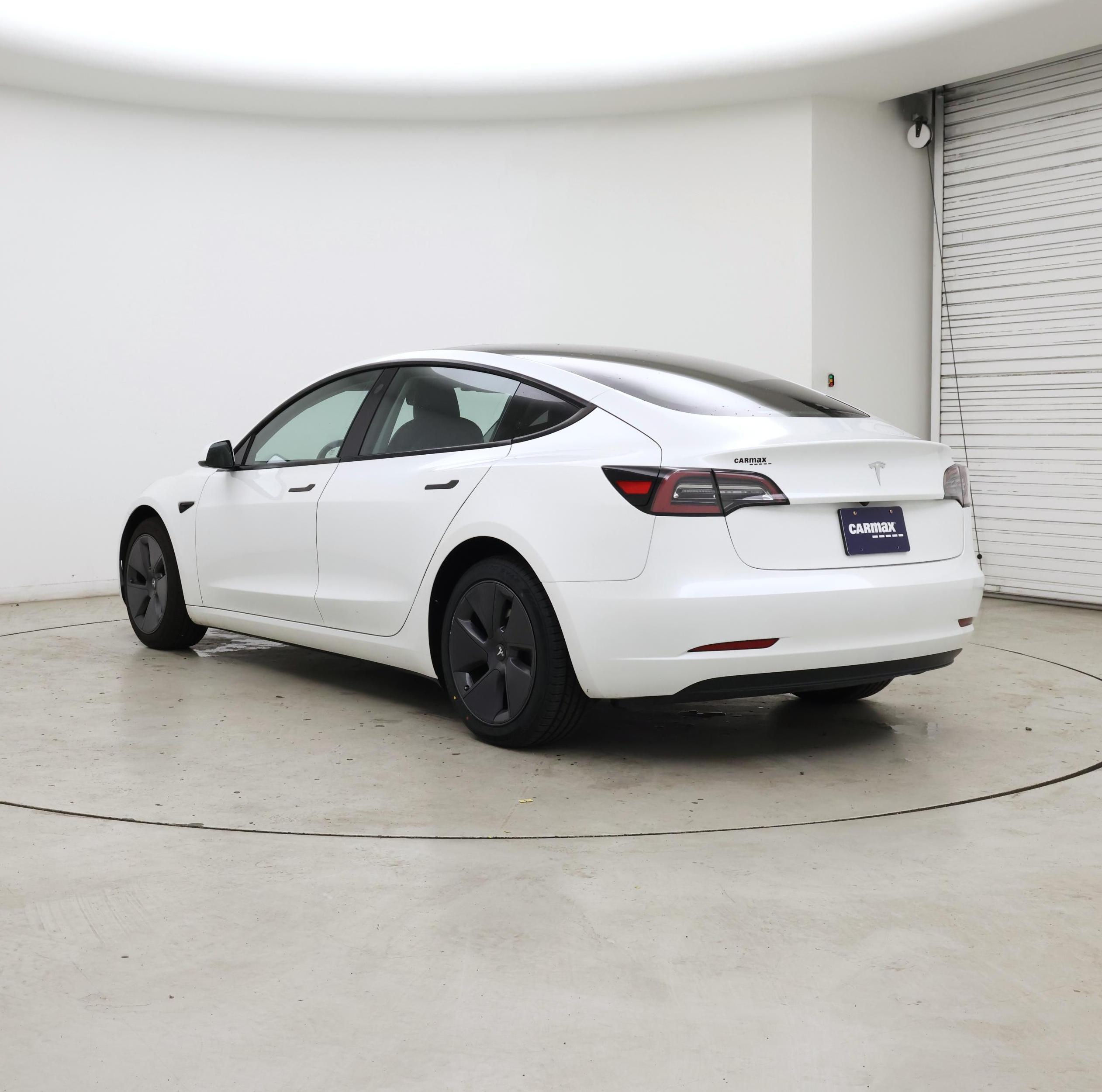 Thumbnail: 2023 Tesla Model 3 - 2