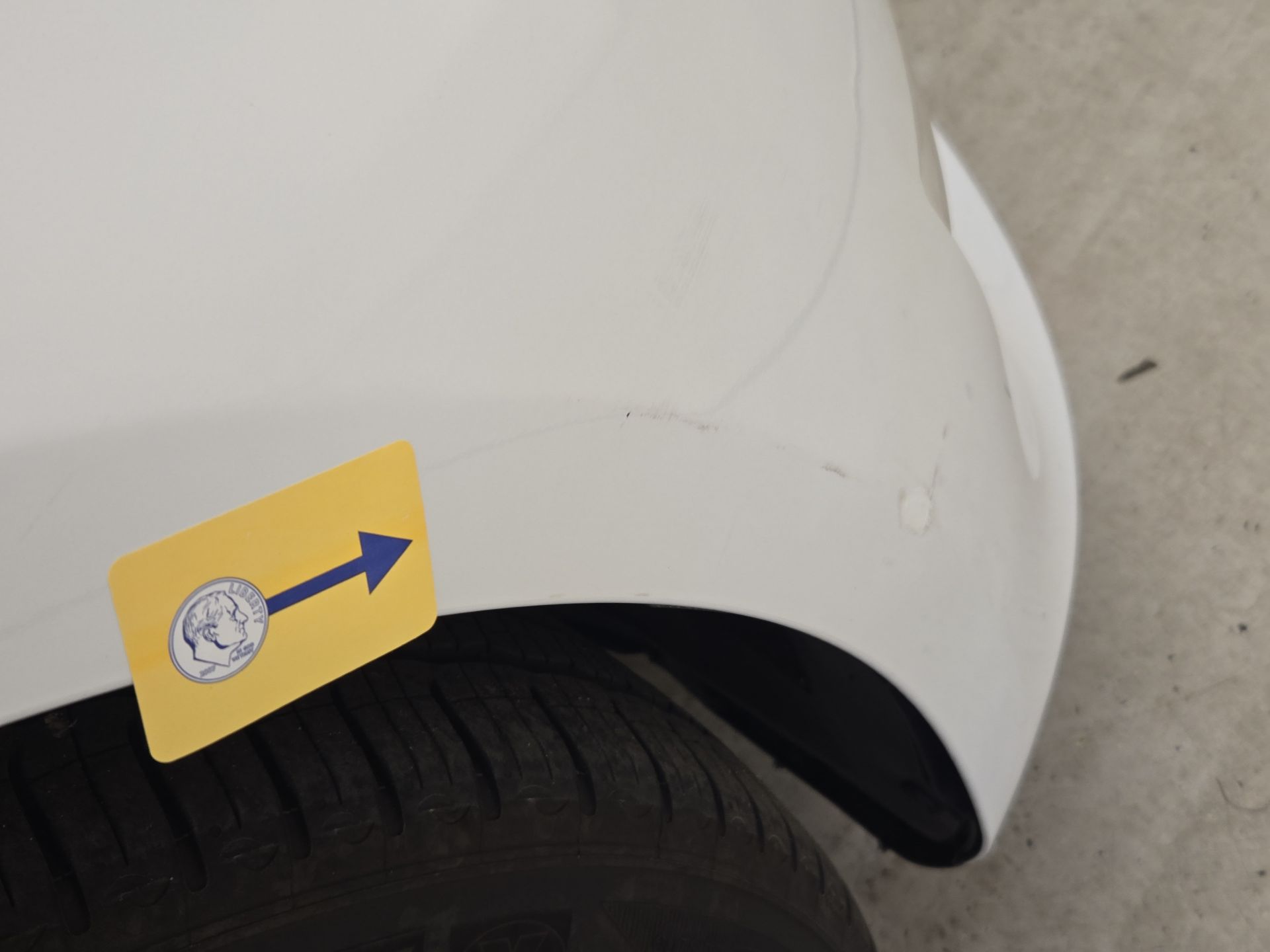Thumbnail: 2023 Tesla Model 3 - 19