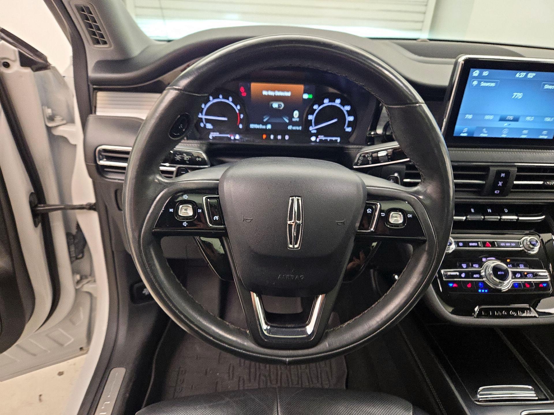 Thumbnail: 2021 Lincoln Corsair - 10