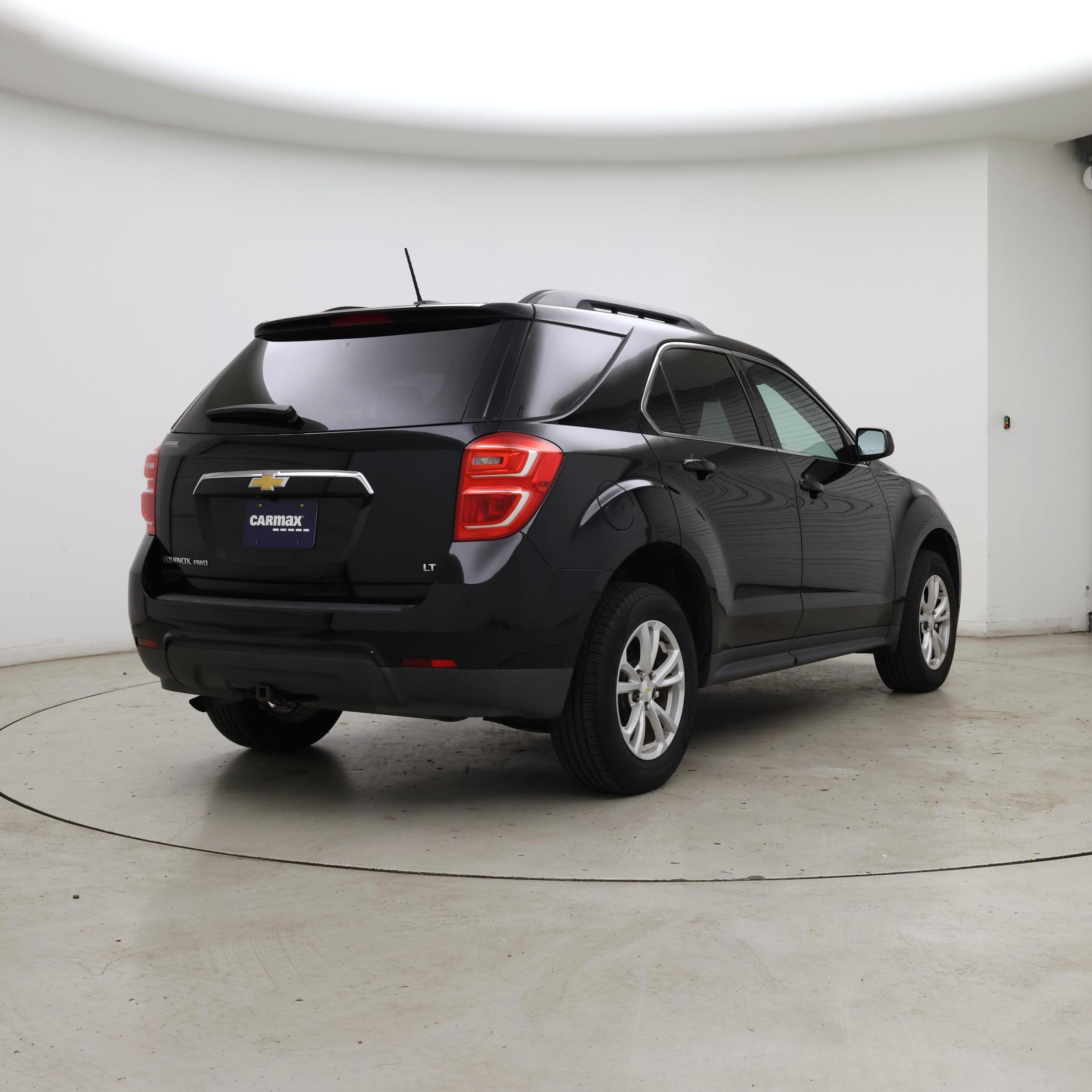 Thumbnail: 2017 Chevrolet Equinox - 8