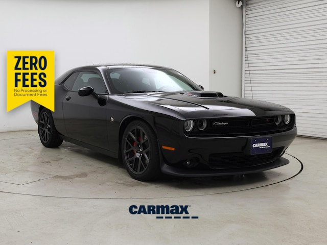 Black 2018 Dodge Challenger Coupe Rear-Wheel Drive Manual