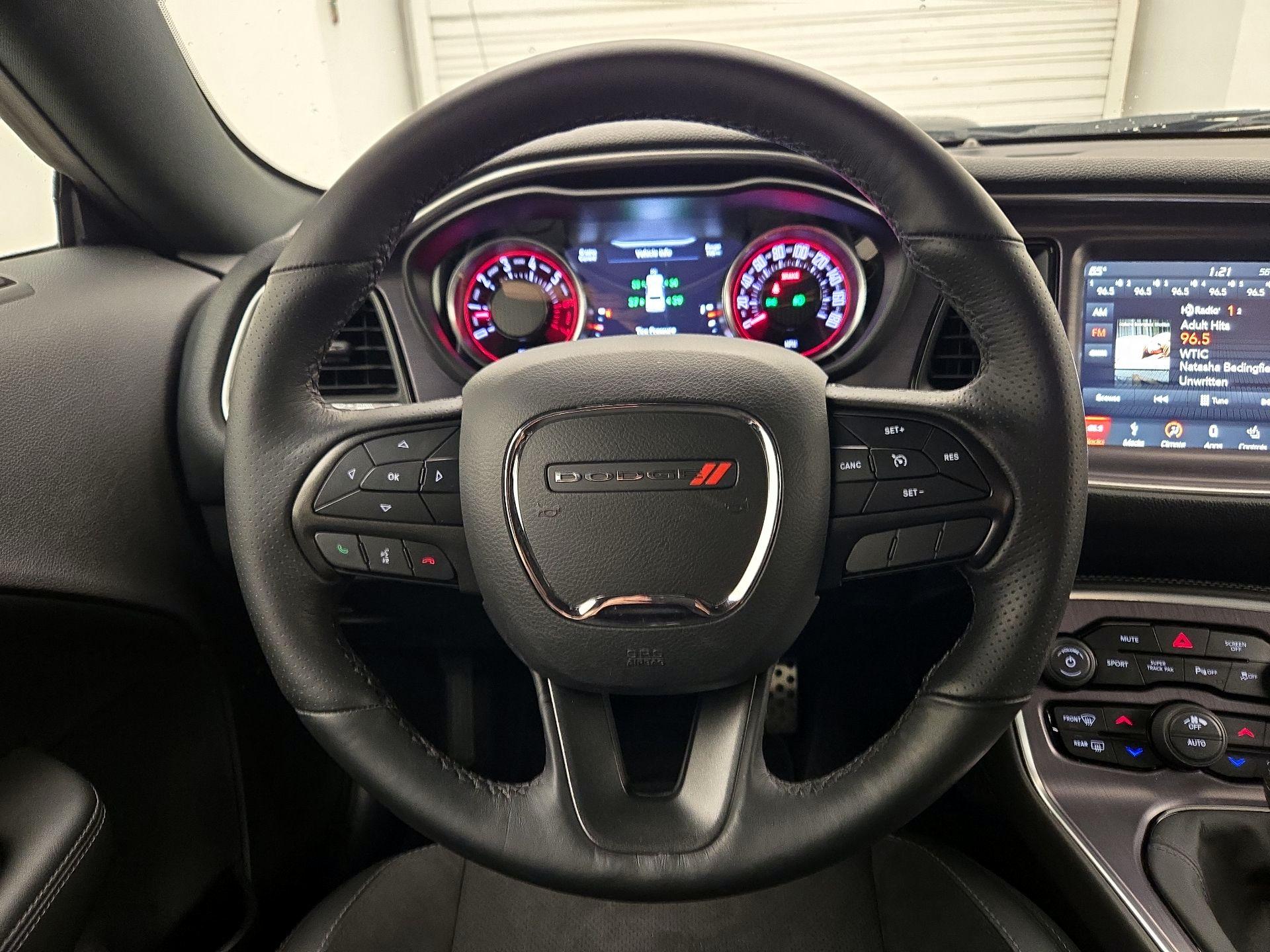 Thumbnail: 2018 Dodge Challenger - 16