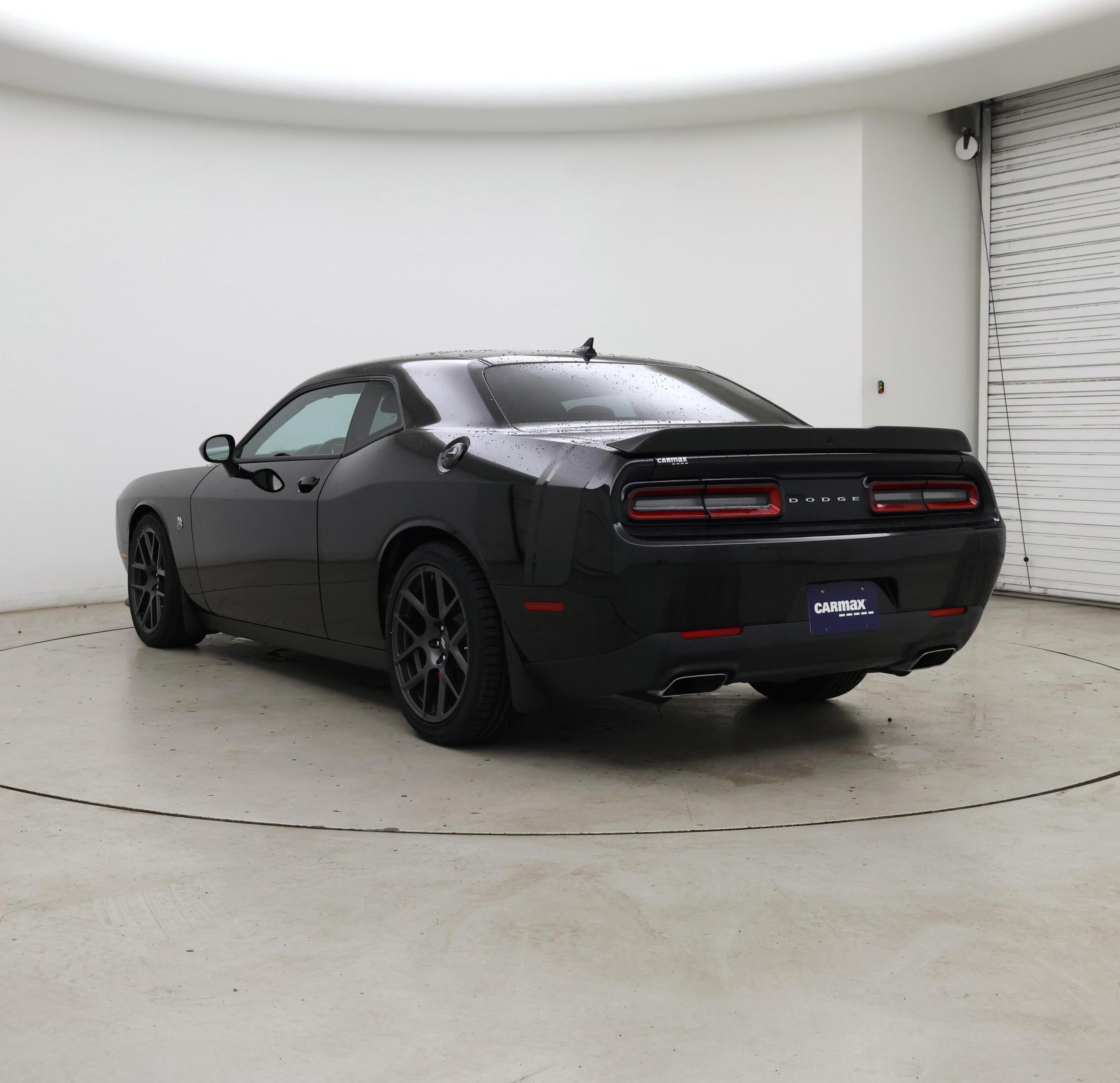 Thumbnail: 2018 Dodge Challenger - 2