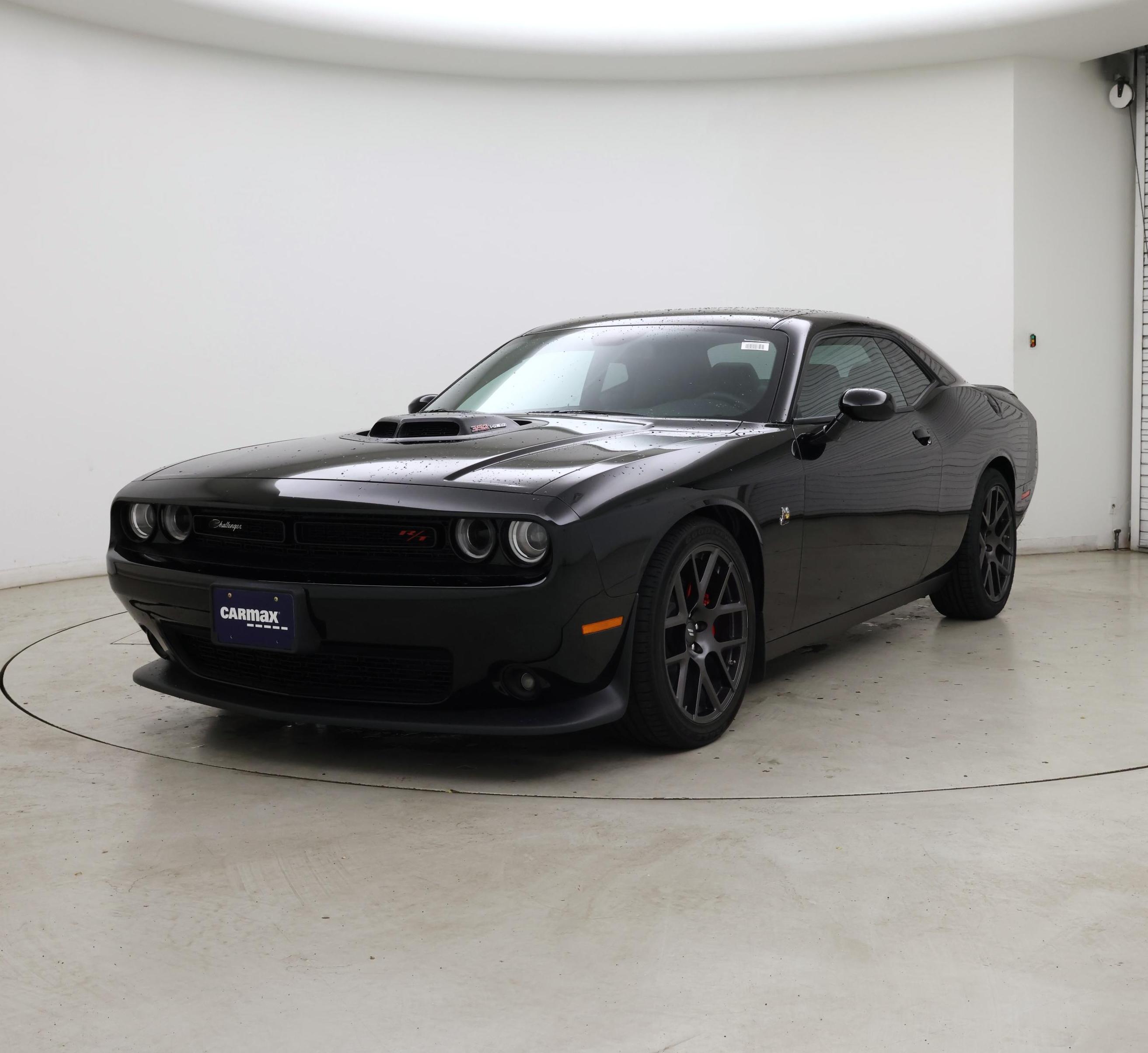 Thumbnail: 2018 Dodge Challenger - 4