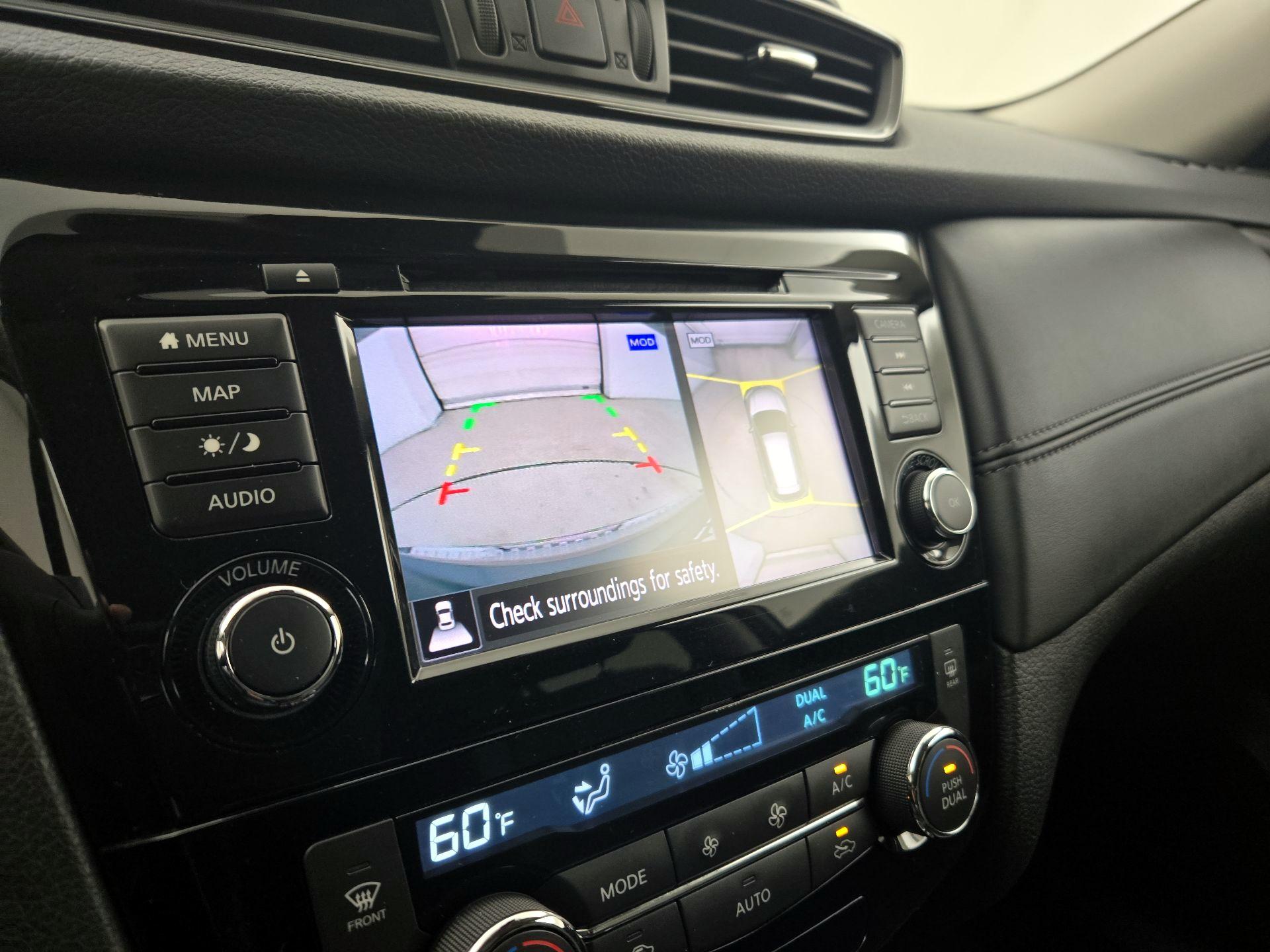 Thumbnail: 2019 Nissan Rogue - 14