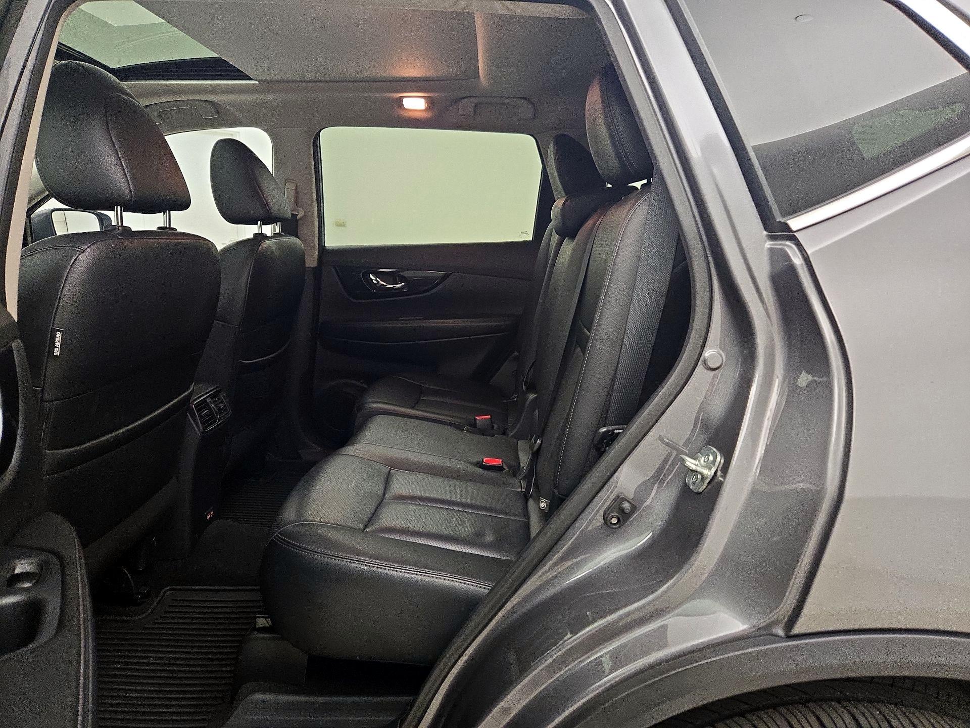Thumbnail: 2019 Nissan Rogue - 20