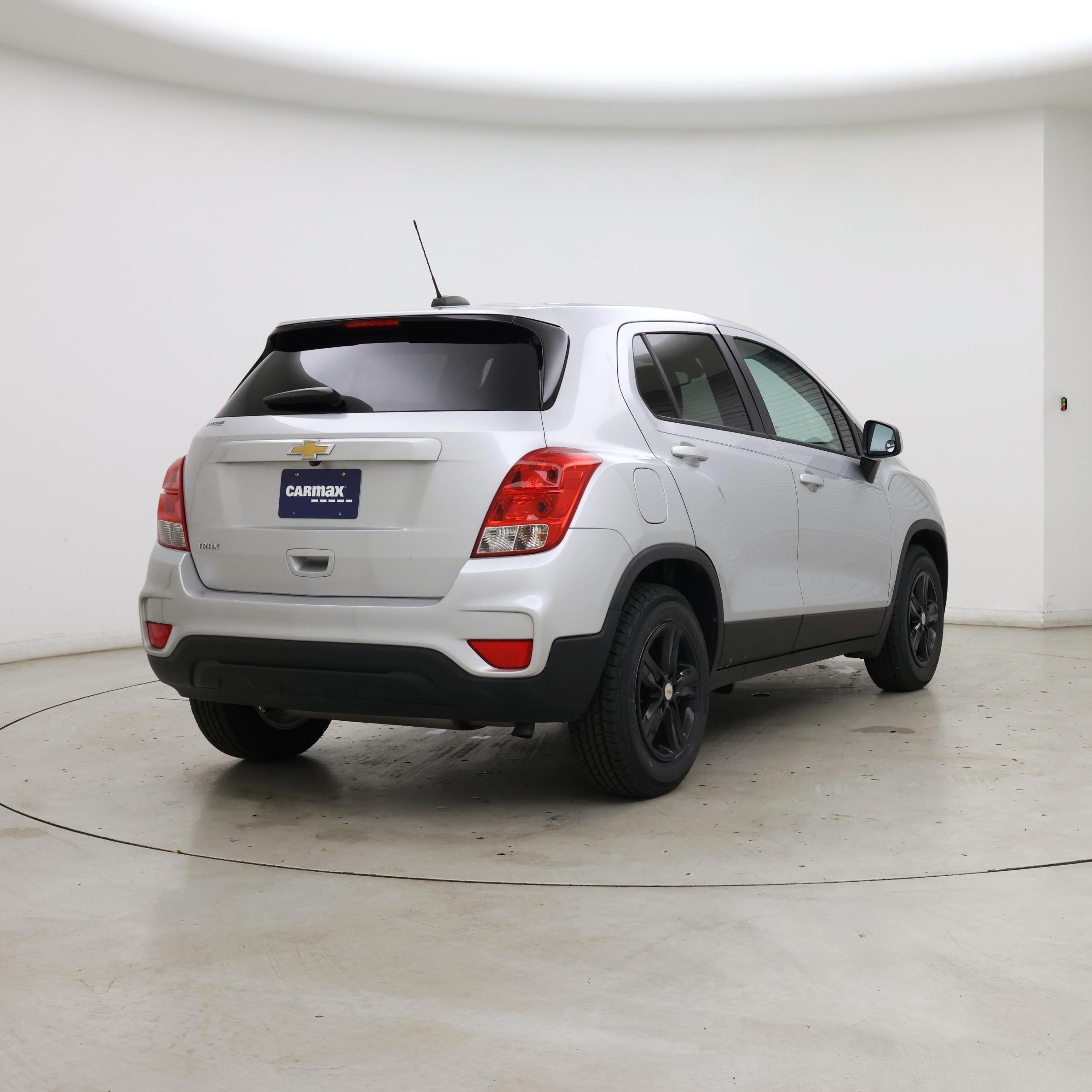 Thumbnail: 2021 Chevrolet Trax - 8