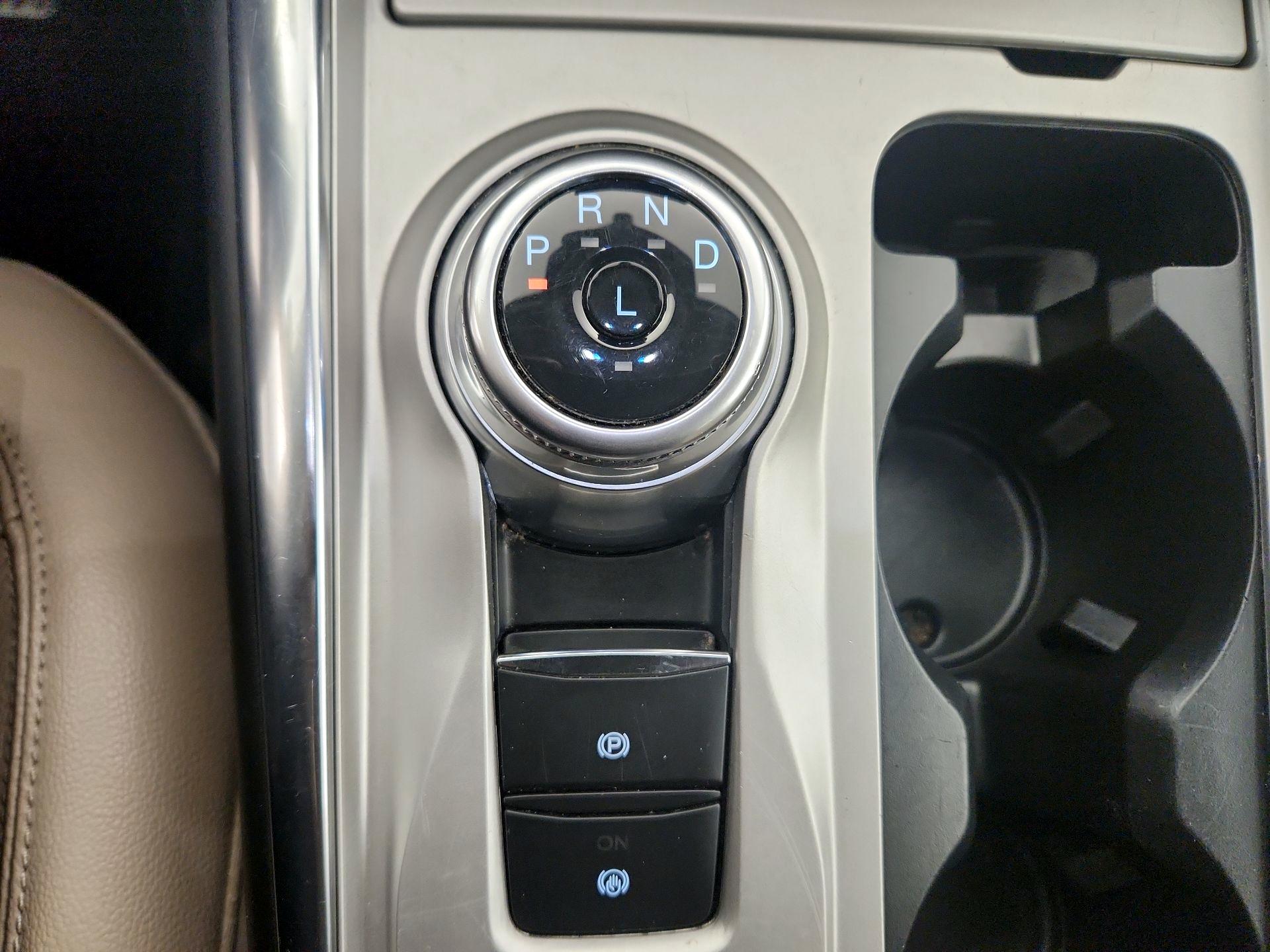 Thumbnail: 2023 Ford Explorer - 18