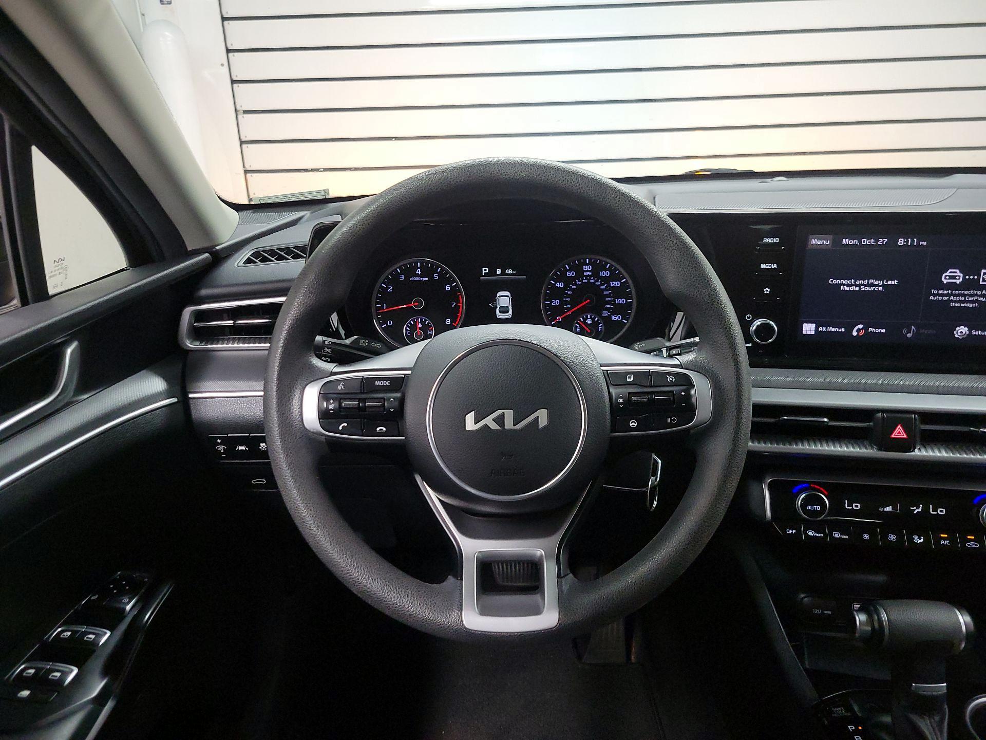 Thumbnail: 2022 Kia K5 - 10