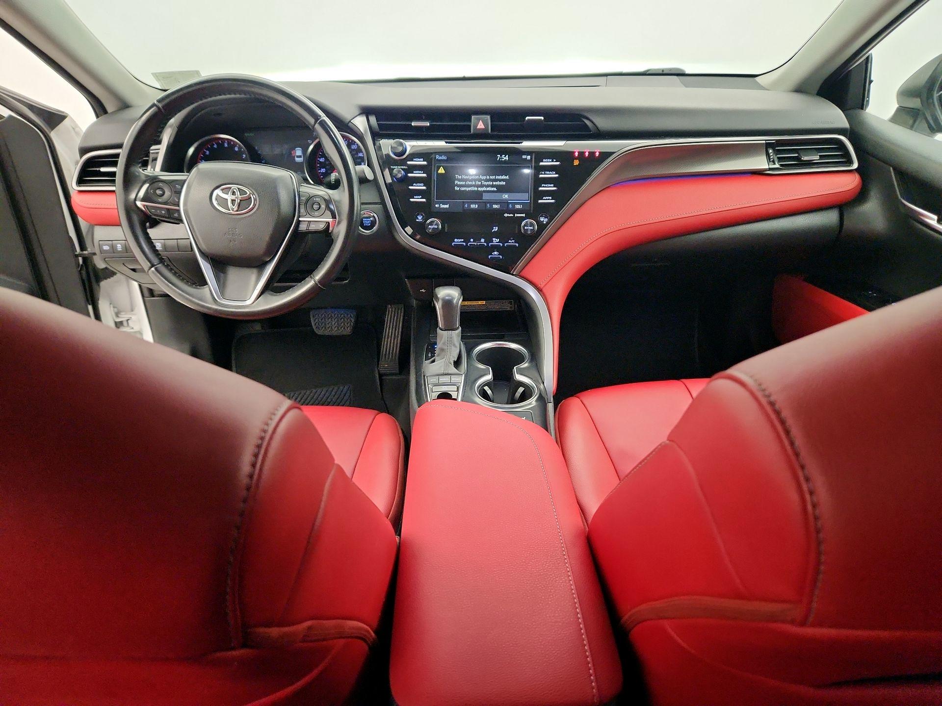 Thumbnail: 2020 Toyota Camry - 9