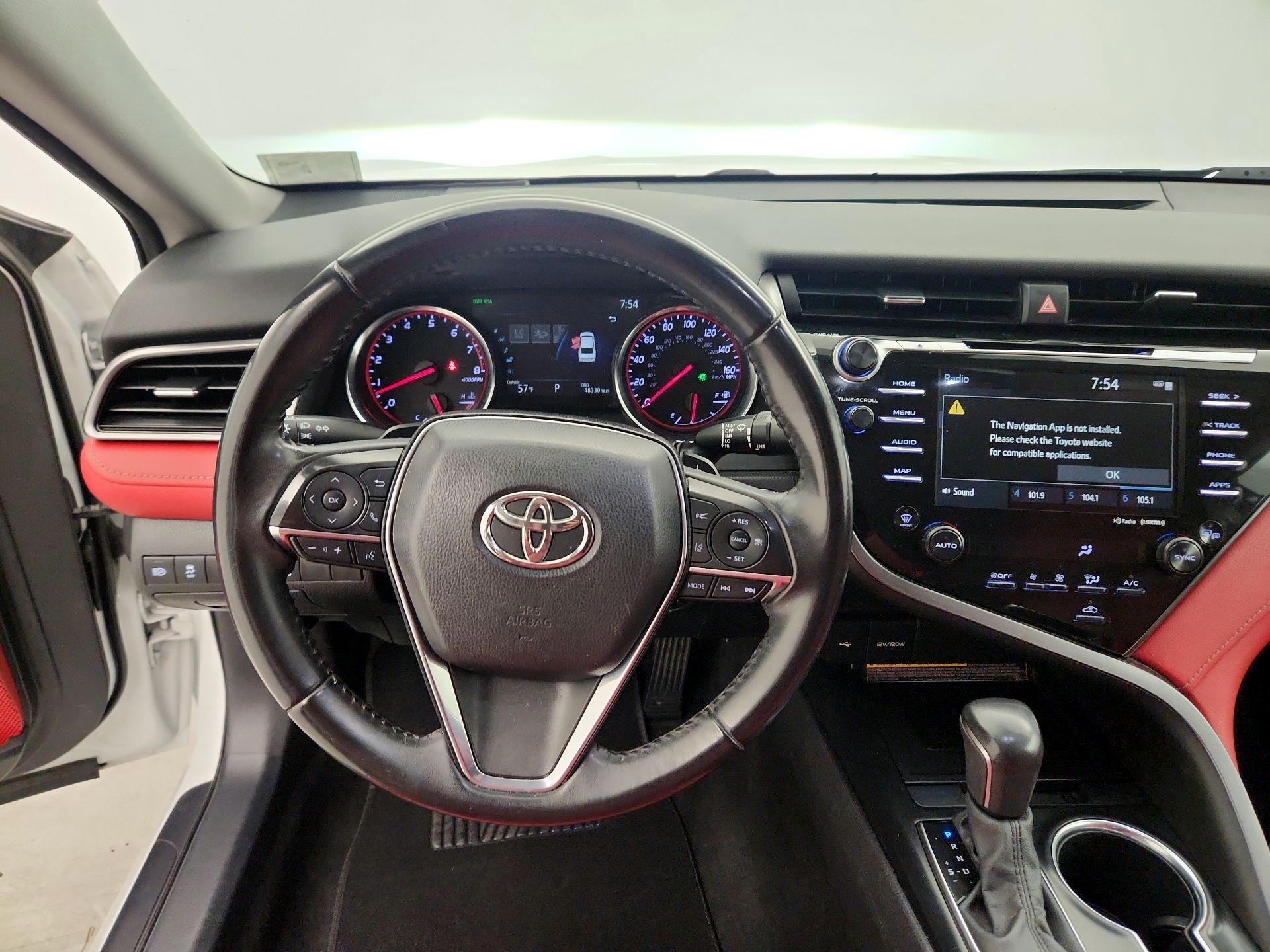 Thumbnail: 2020 Toyota Camry - 10