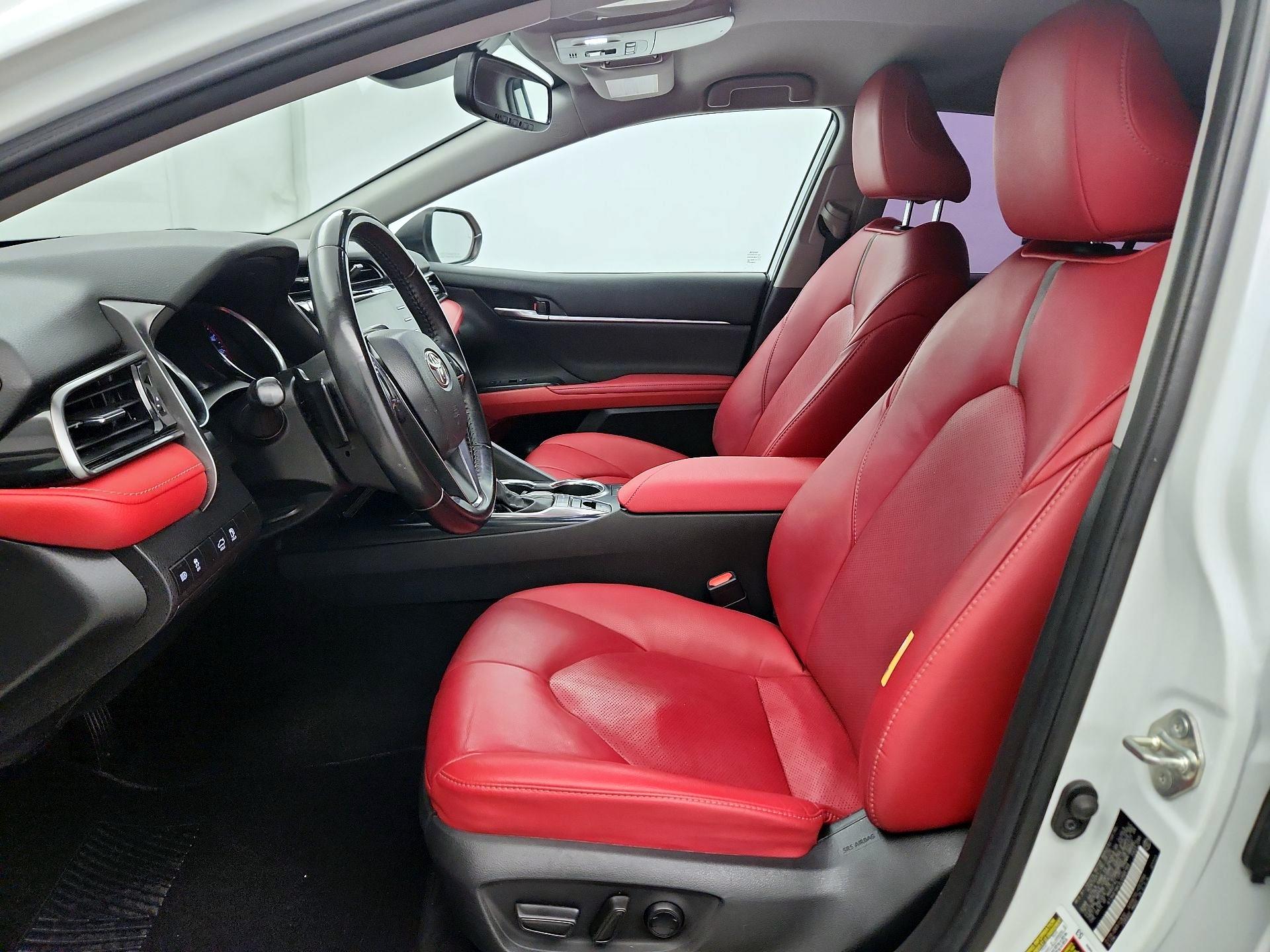 Thumbnail: 2020 Toyota Camry - 11