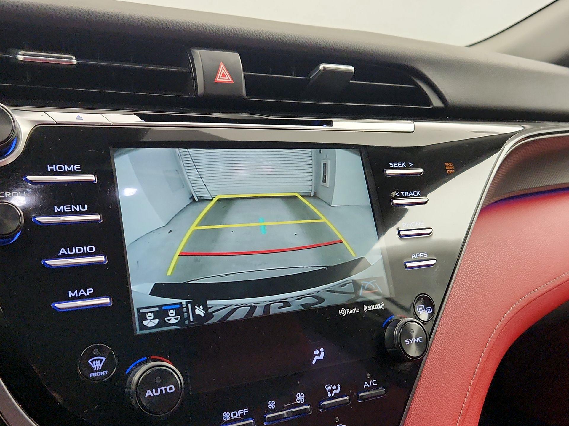 Thumbnail: 2020 Toyota Camry - 14