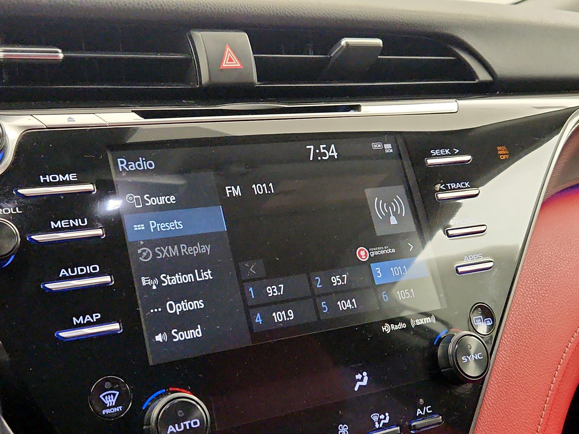 Thumbnail: 2020 Toyota Camry - 15