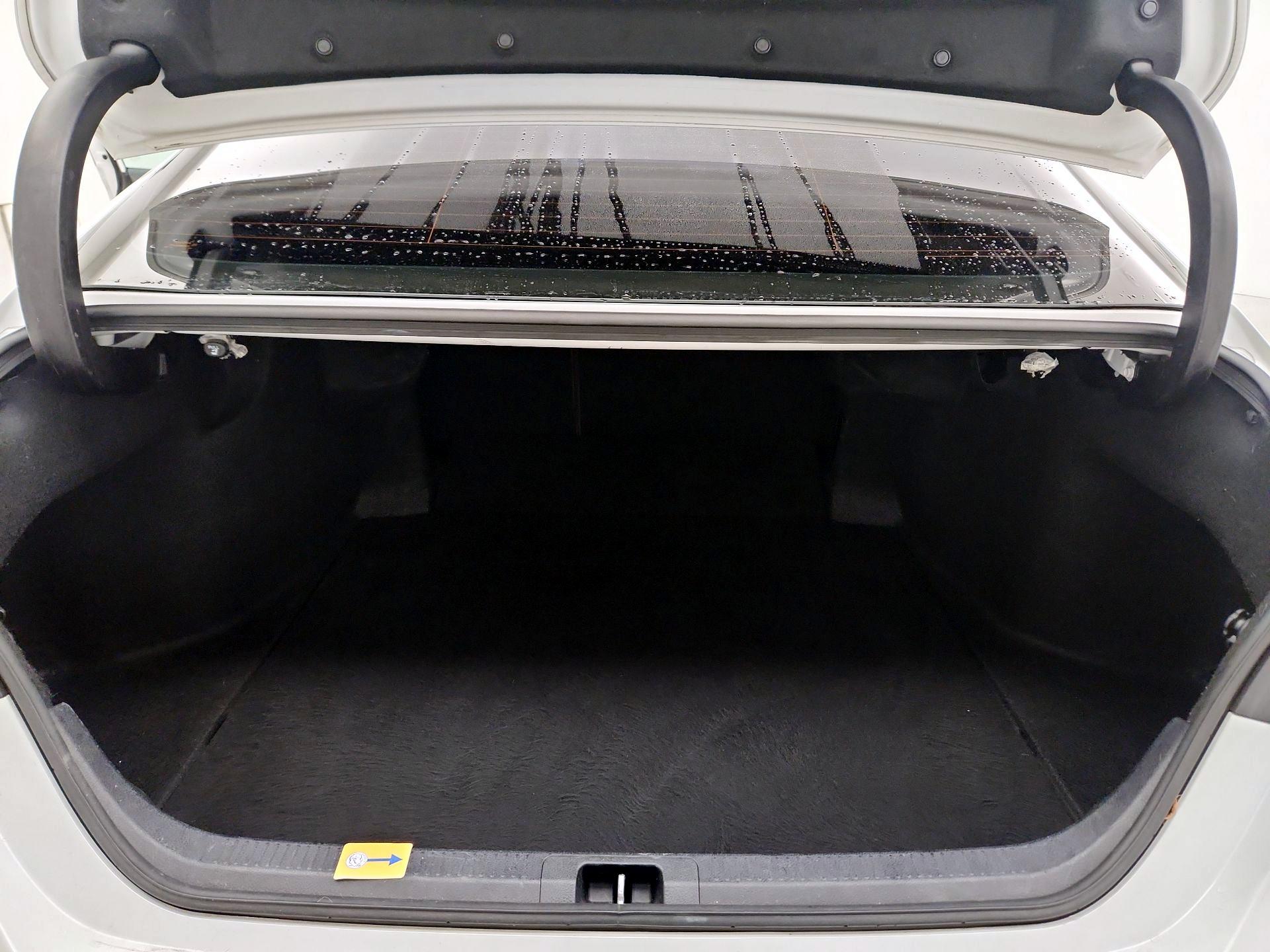 Thumbnail: 2020 Toyota Camry - 20