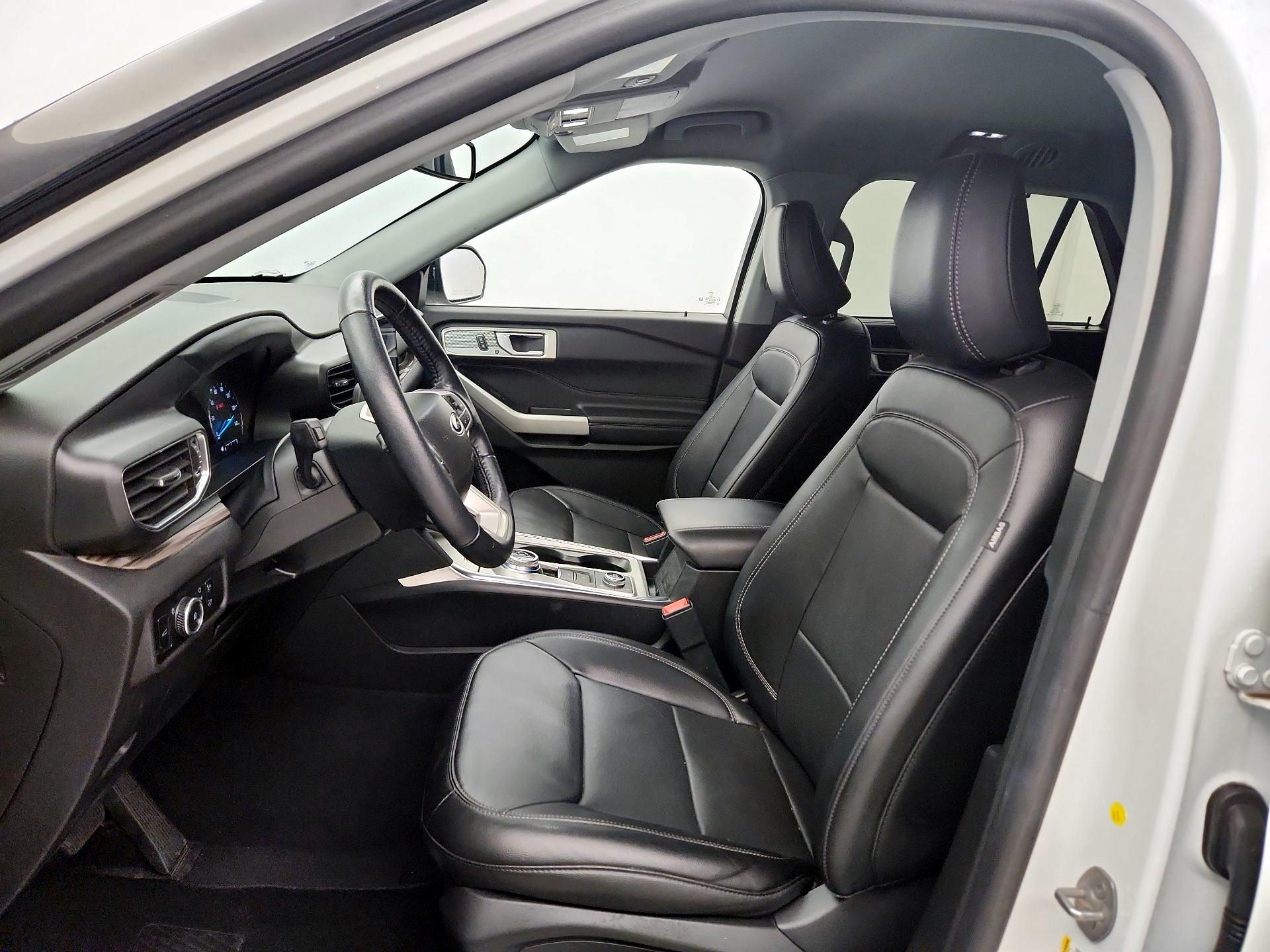 Thumbnail: 2023 Ford Explorer - 11