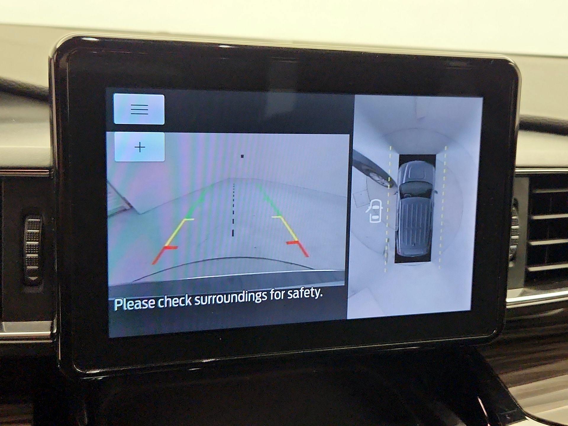 Thumbnail: 2023 Ford Explorer - 15