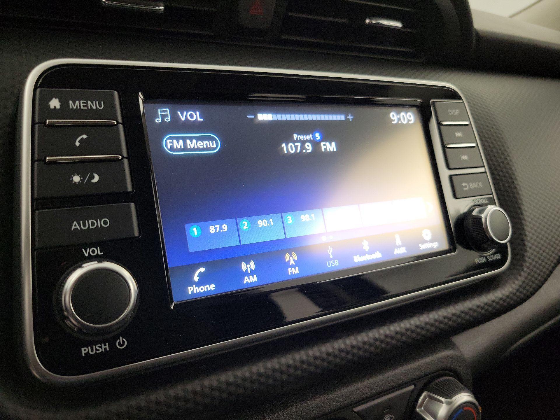 Thumbnail: 2022 Nissan Kicks - 15