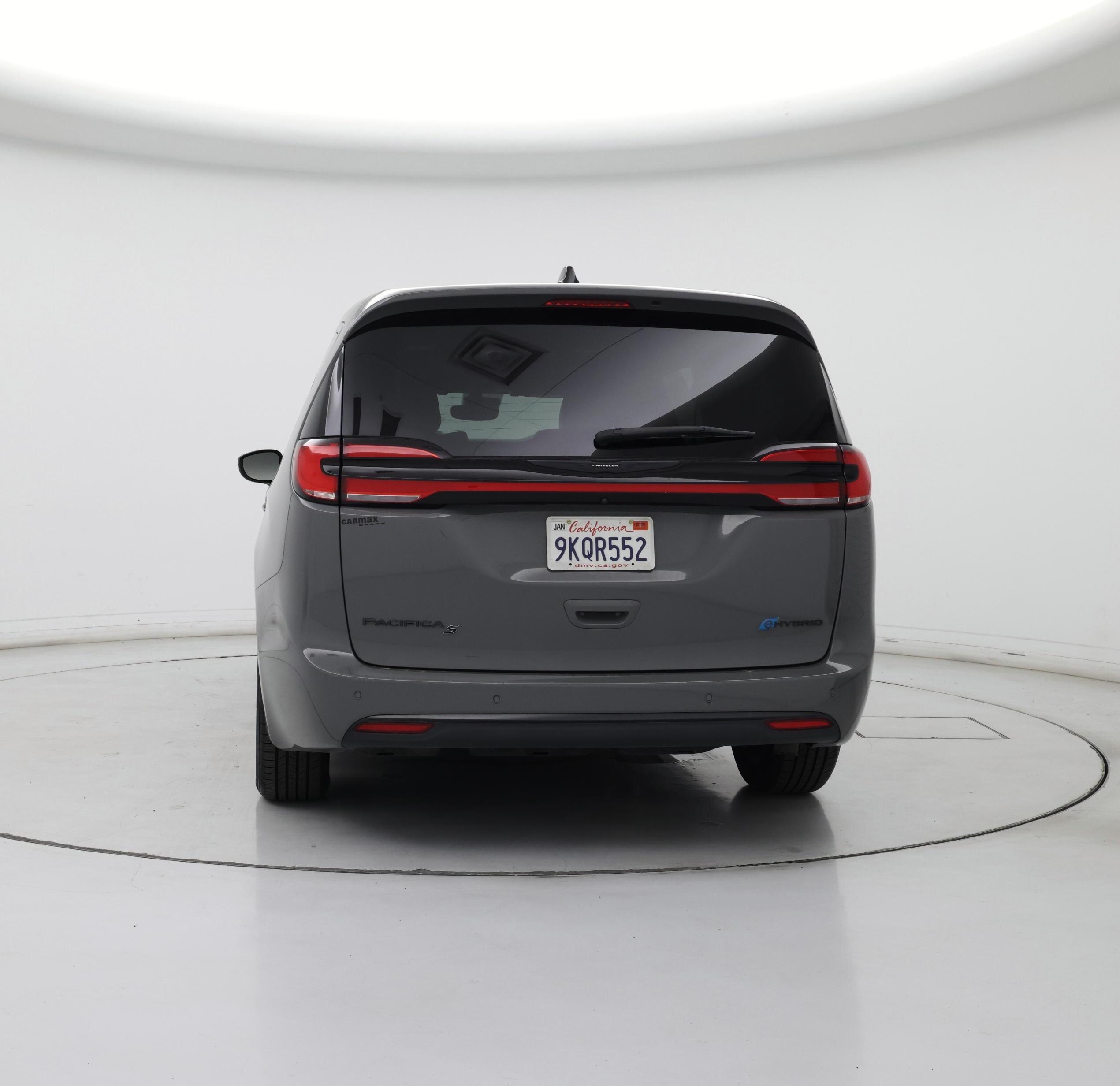 Thumbnail: 2023 Chrysler Pacifica - 6