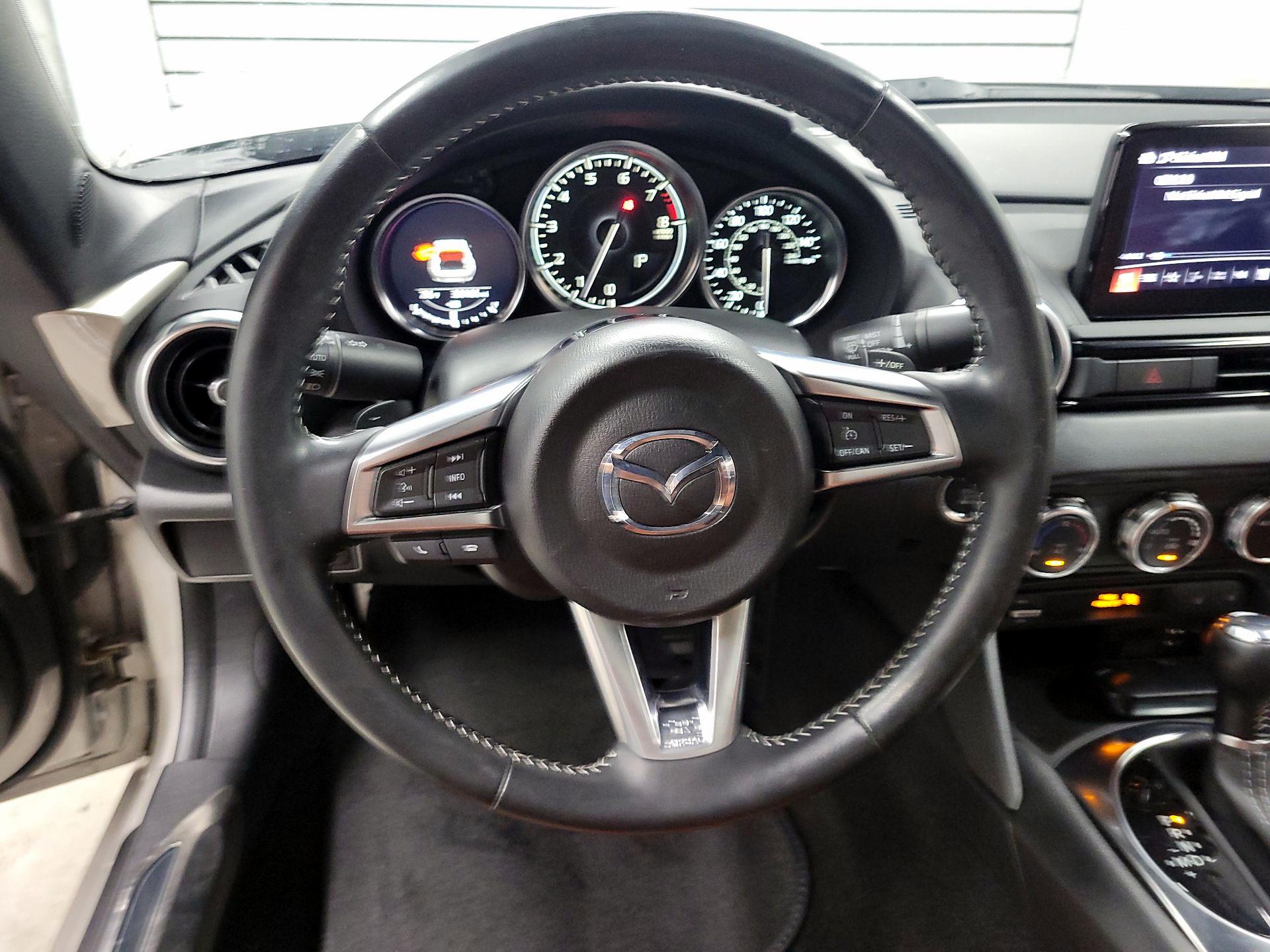 Thumbnail: 2023 Mazda MX-5 Miata - 10