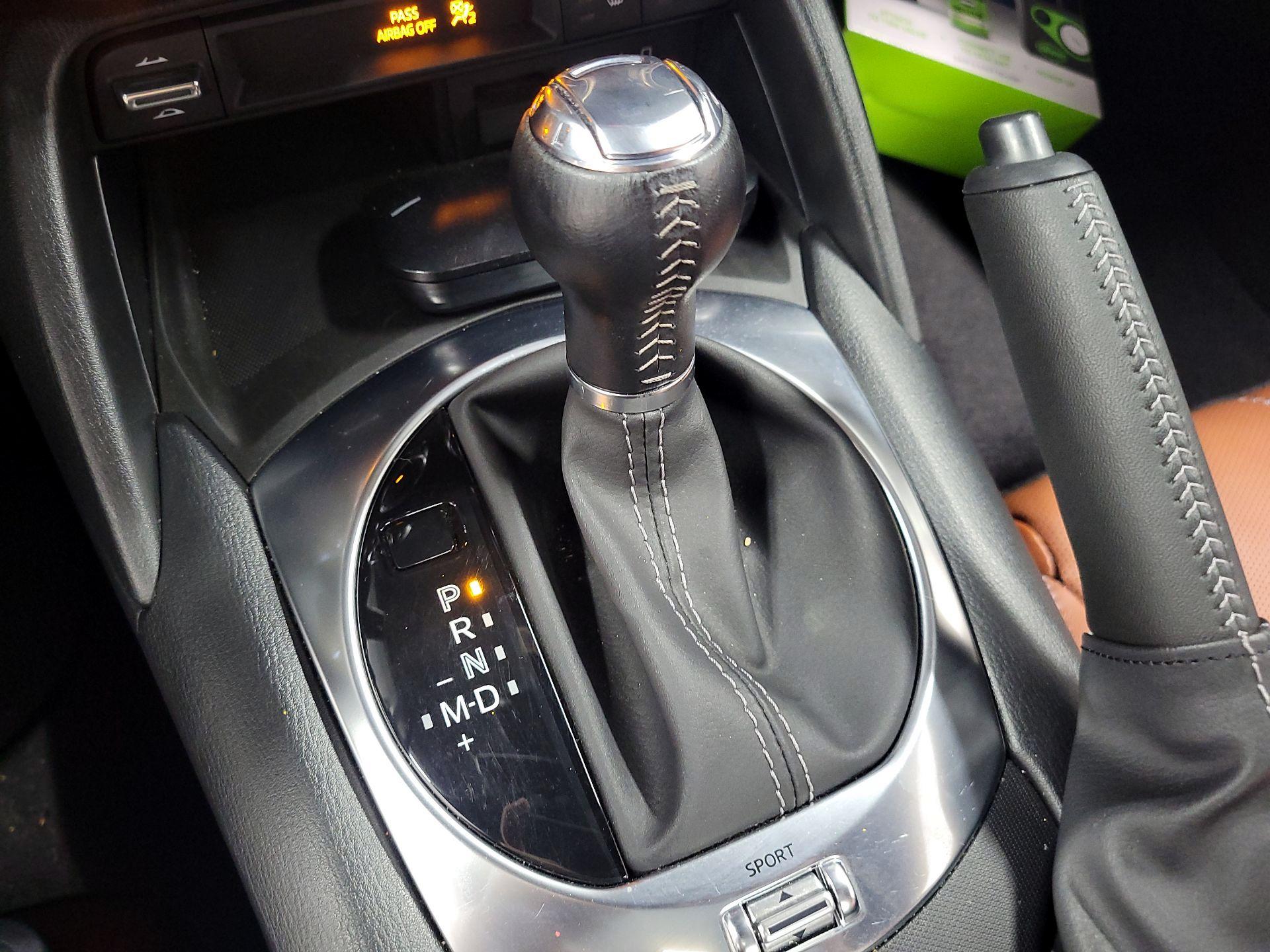 Thumbnail: 2023 Mazda MX-5 Miata - 16